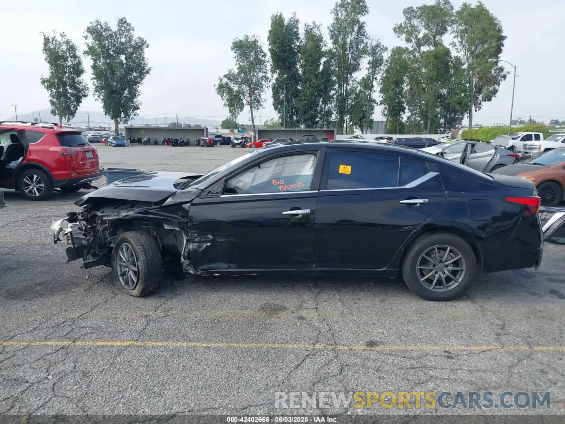 14 Photograph of a damaged car 1N4BL4BV6LC139574 NISSAN ALTIMA 2020