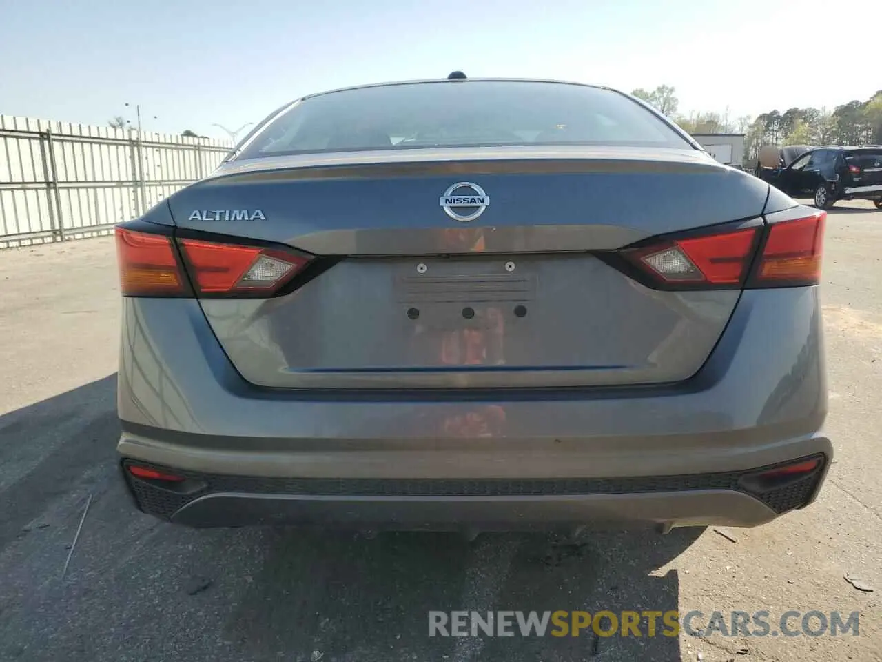 6 Photograph of a damaged car 1N4BL4BV6LC154740 NISSAN ALTIMA 2020