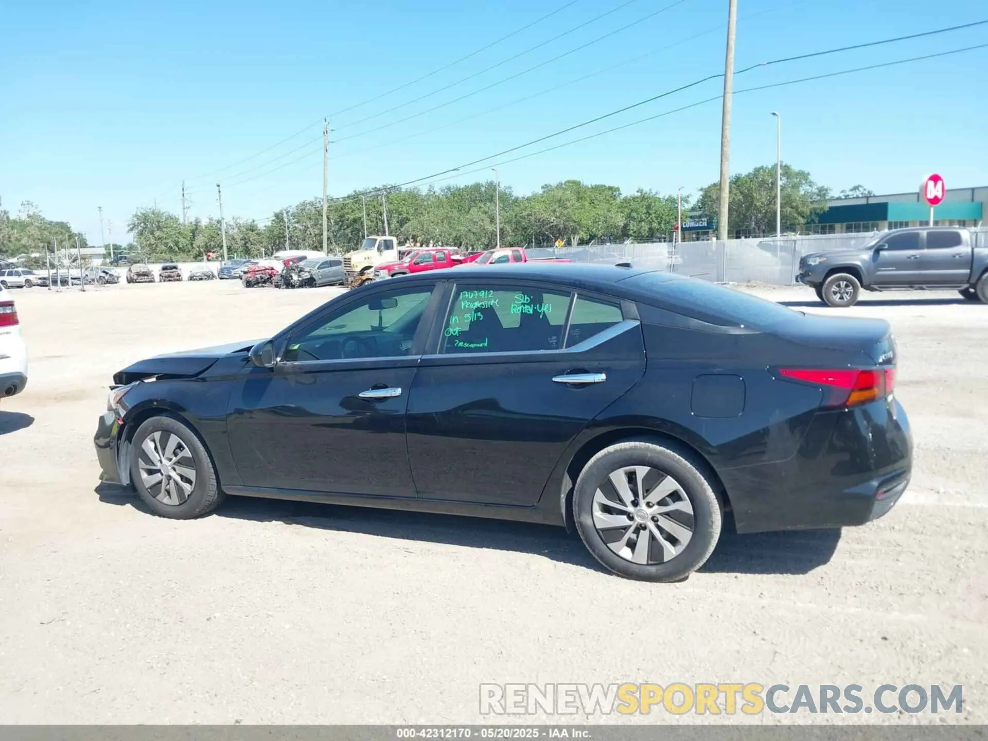 14 Photograph of a damaged car 1N4BL4BV6LC184384 NISSAN ALTIMA 2020