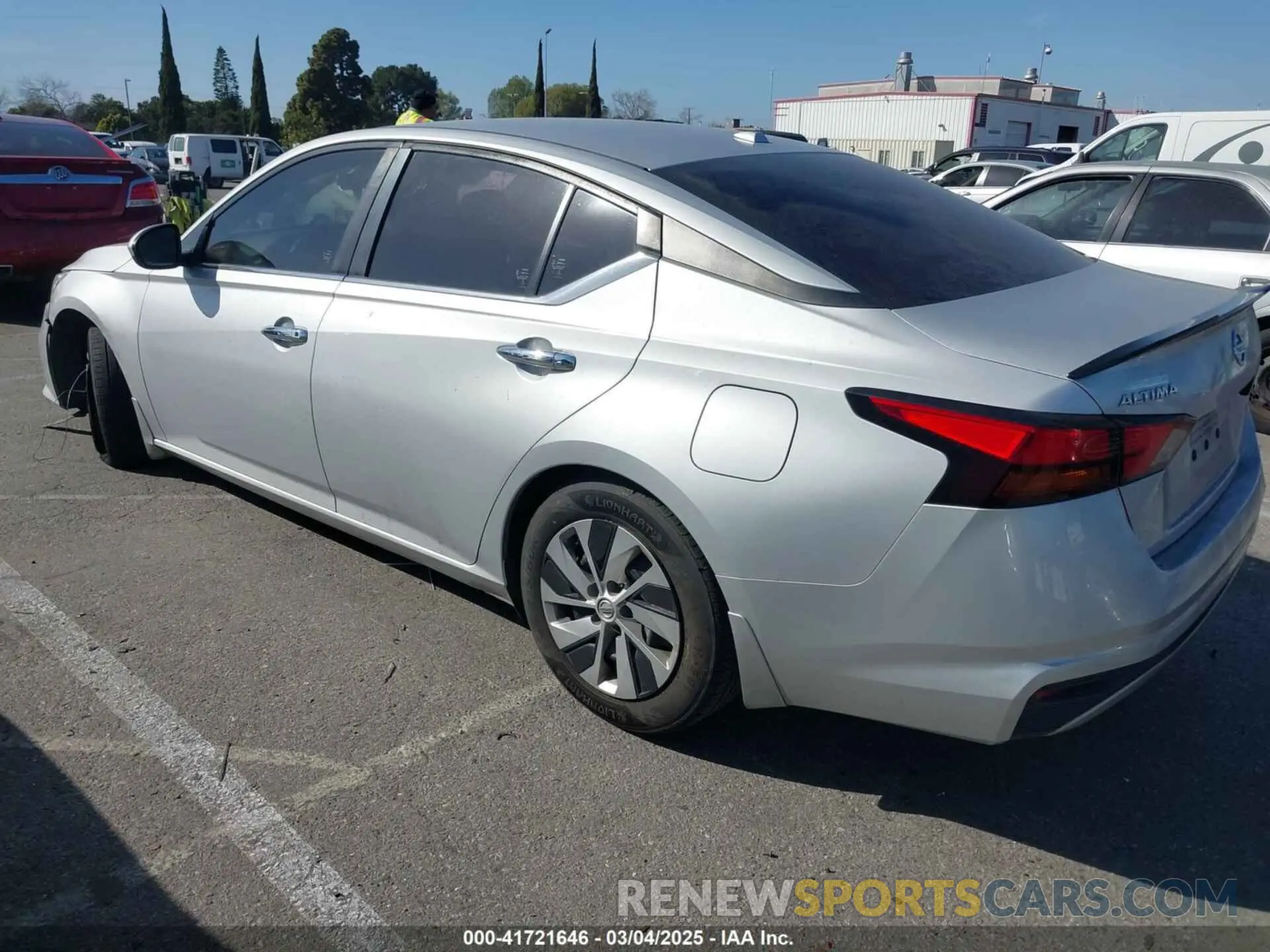 13 Photograph of a damaged car 1N4BL4BV6LC204083 NISSAN ALTIMA 2020