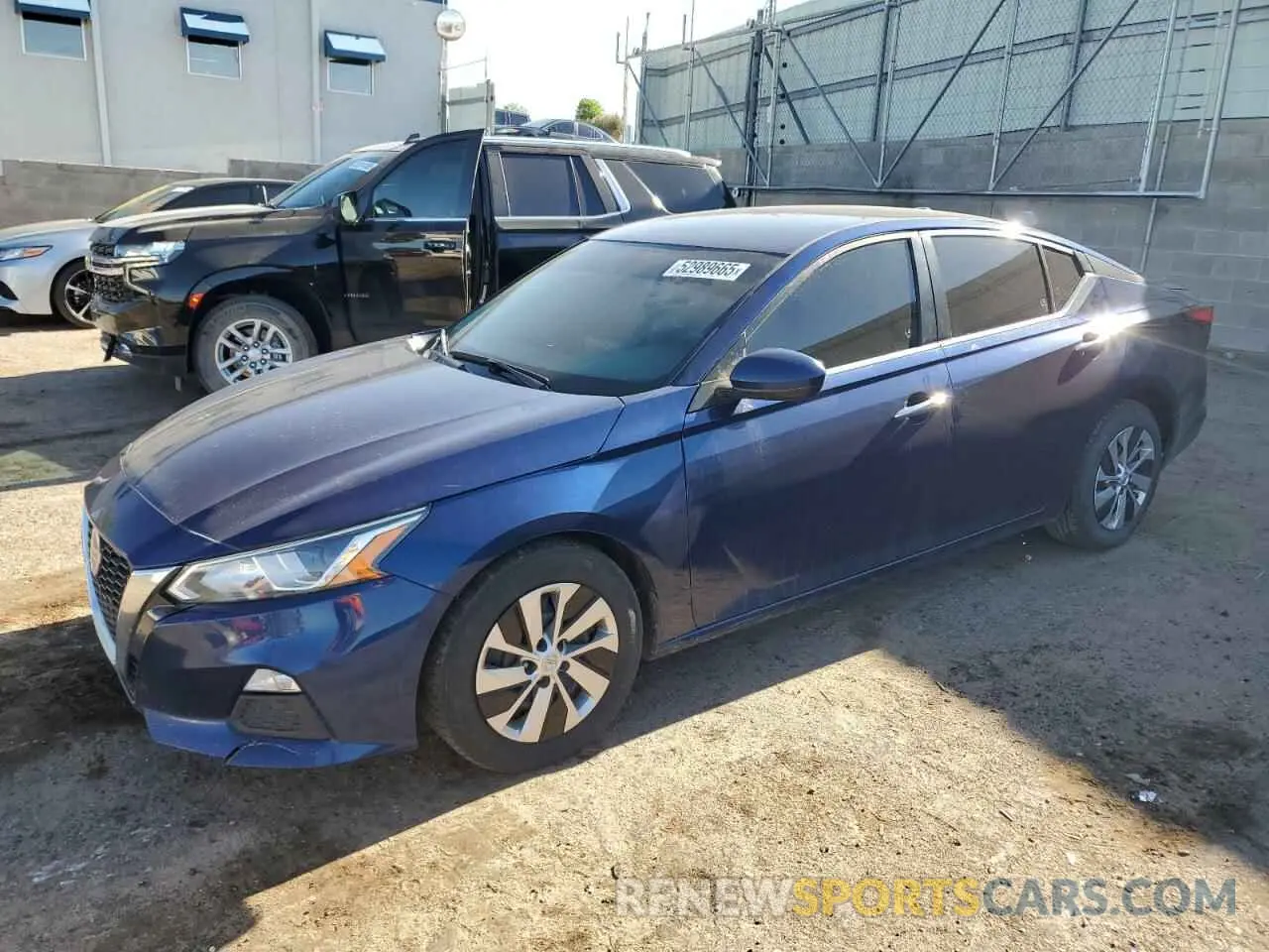 1 Photograph of a damaged car 1N4BL4BV6LC212037 NISSAN ALTIMA 2020