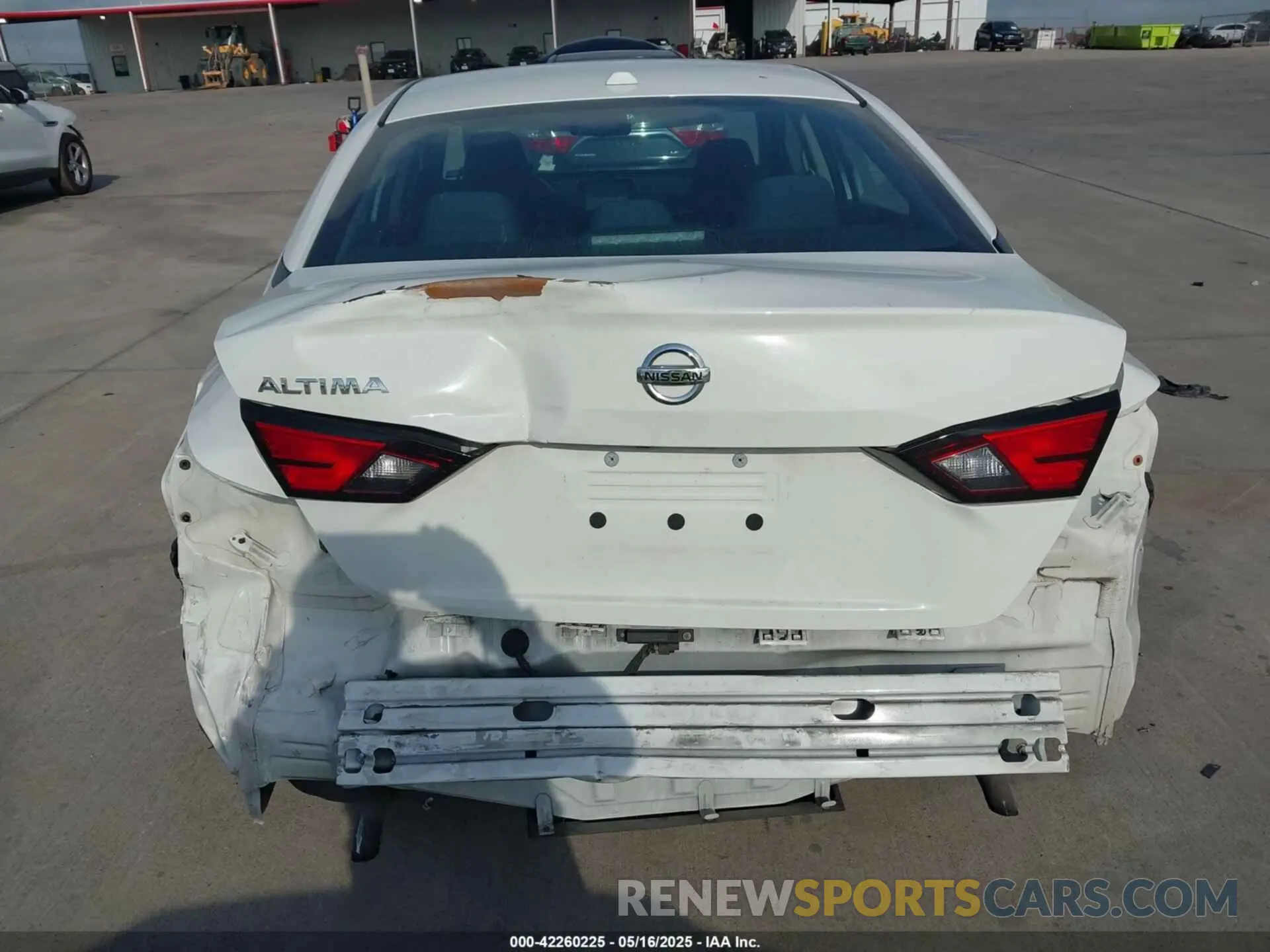 16 Photograph of a damaged car 1N4BL4BV6LC215407 NISSAN ALTIMA 2020