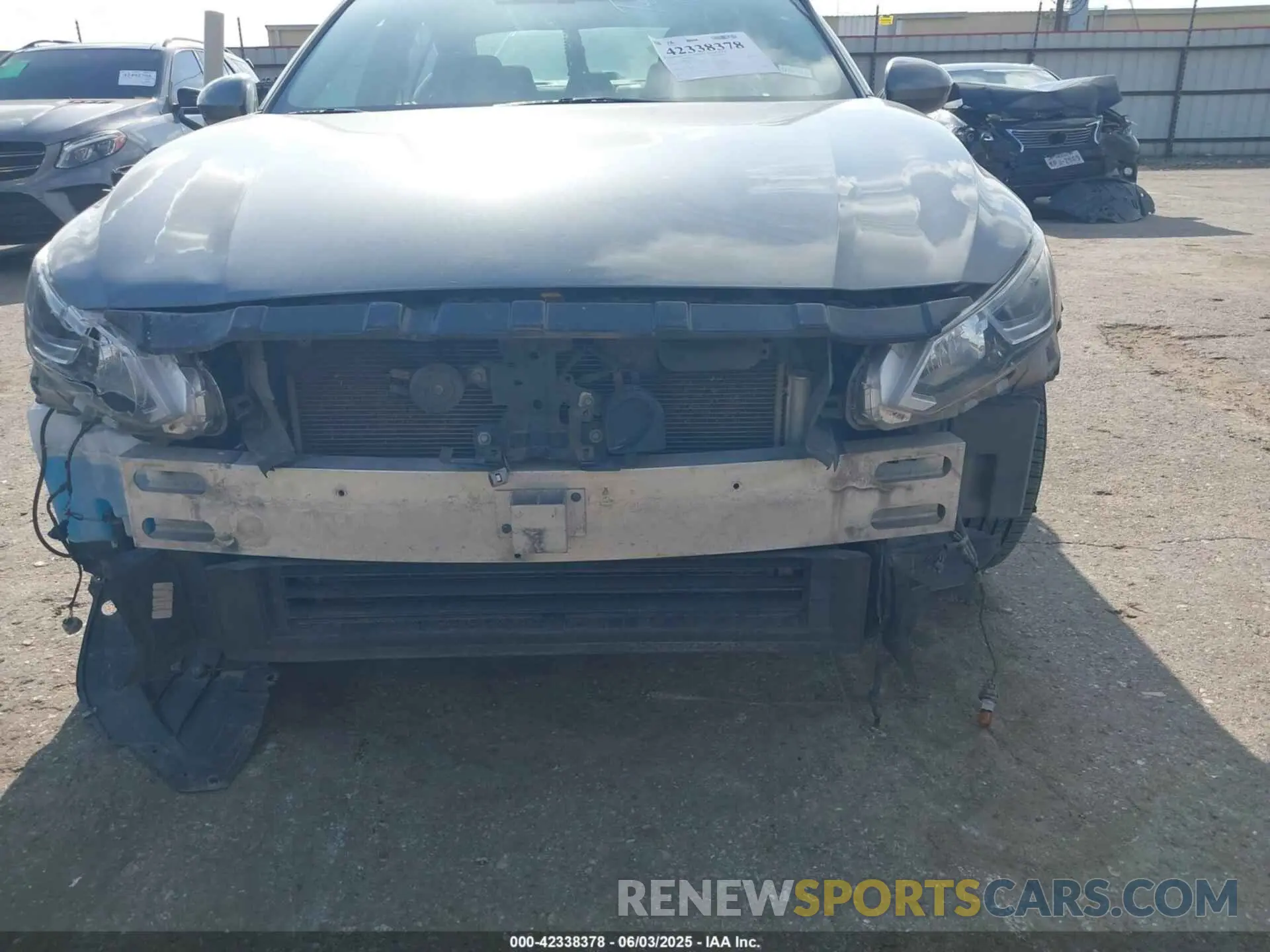 11 Photograph of a damaged car 1N4BL4BV6LC219814 NISSAN ALTIMA 2020