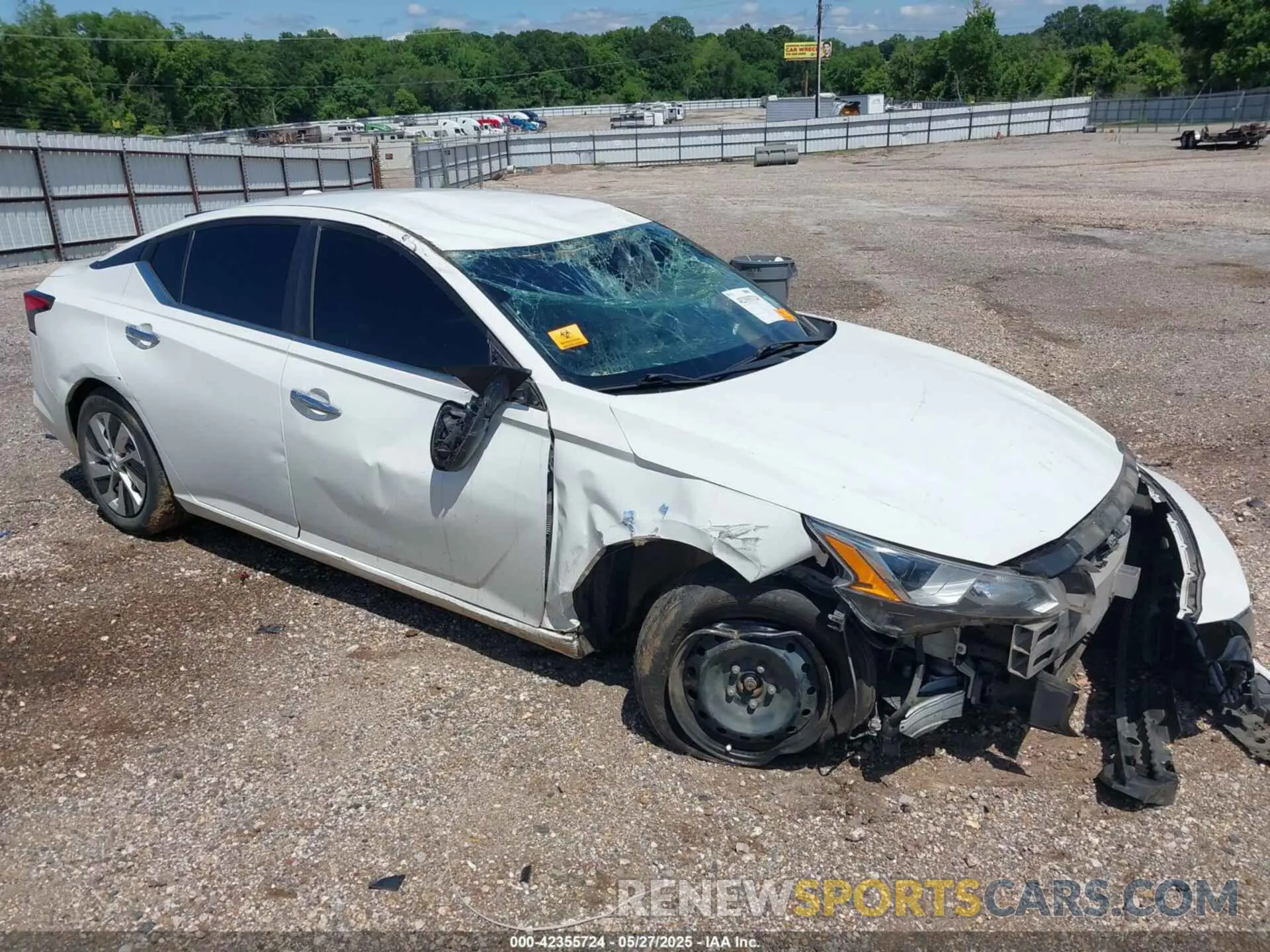 1 Photograph of a damaged car 1N4BL4BV6LC220834 NISSAN ALTIMA 2020