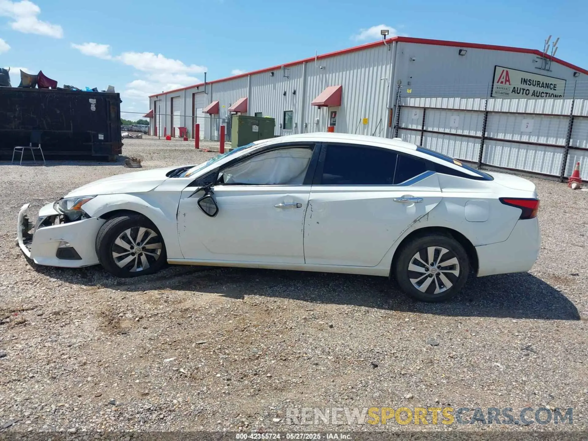 14 Photograph of a damaged car 1N4BL4BV6LC220834 NISSAN ALTIMA 2020