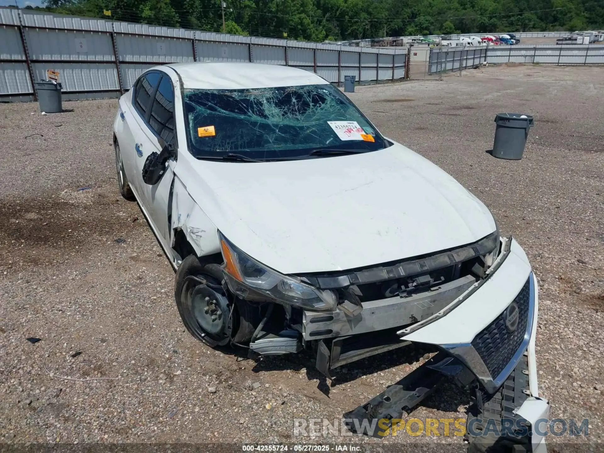 6 Photograph of a damaged car 1N4BL4BV6LC220834 NISSAN ALTIMA 2020