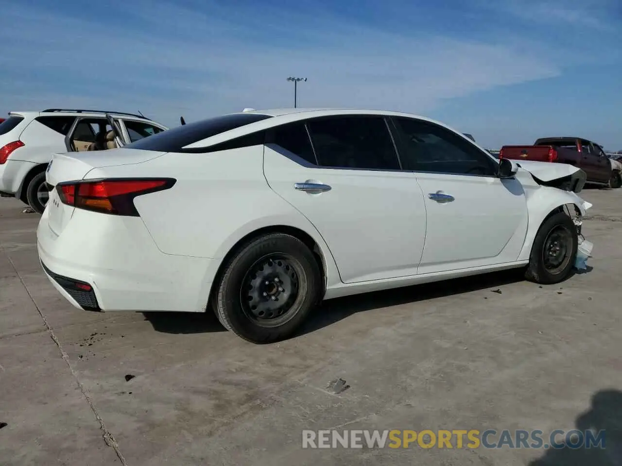 3 Photograph of a damaged car 1N4BL4BV6LC236287 NISSAN ALTIMA 2020