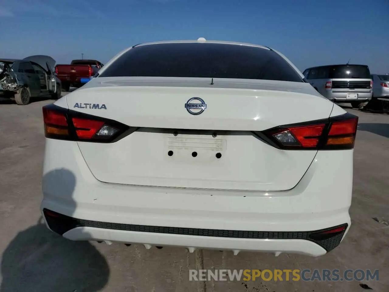 6 Photograph of a damaged car 1N4BL4BV6LC236287 NISSAN ALTIMA 2020