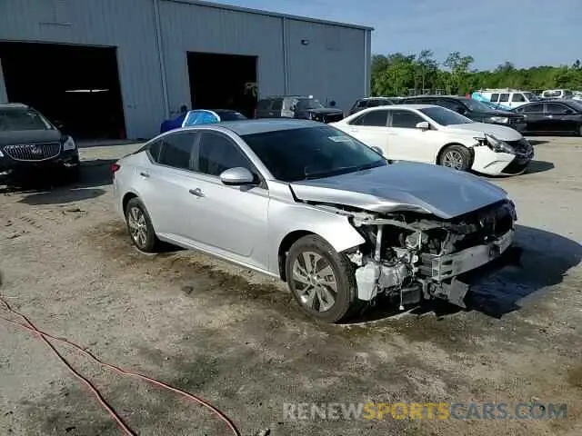 13 Photograph of a damaged car 1N4BL4BV6LC240453 NISSAN ALTIMA 2020