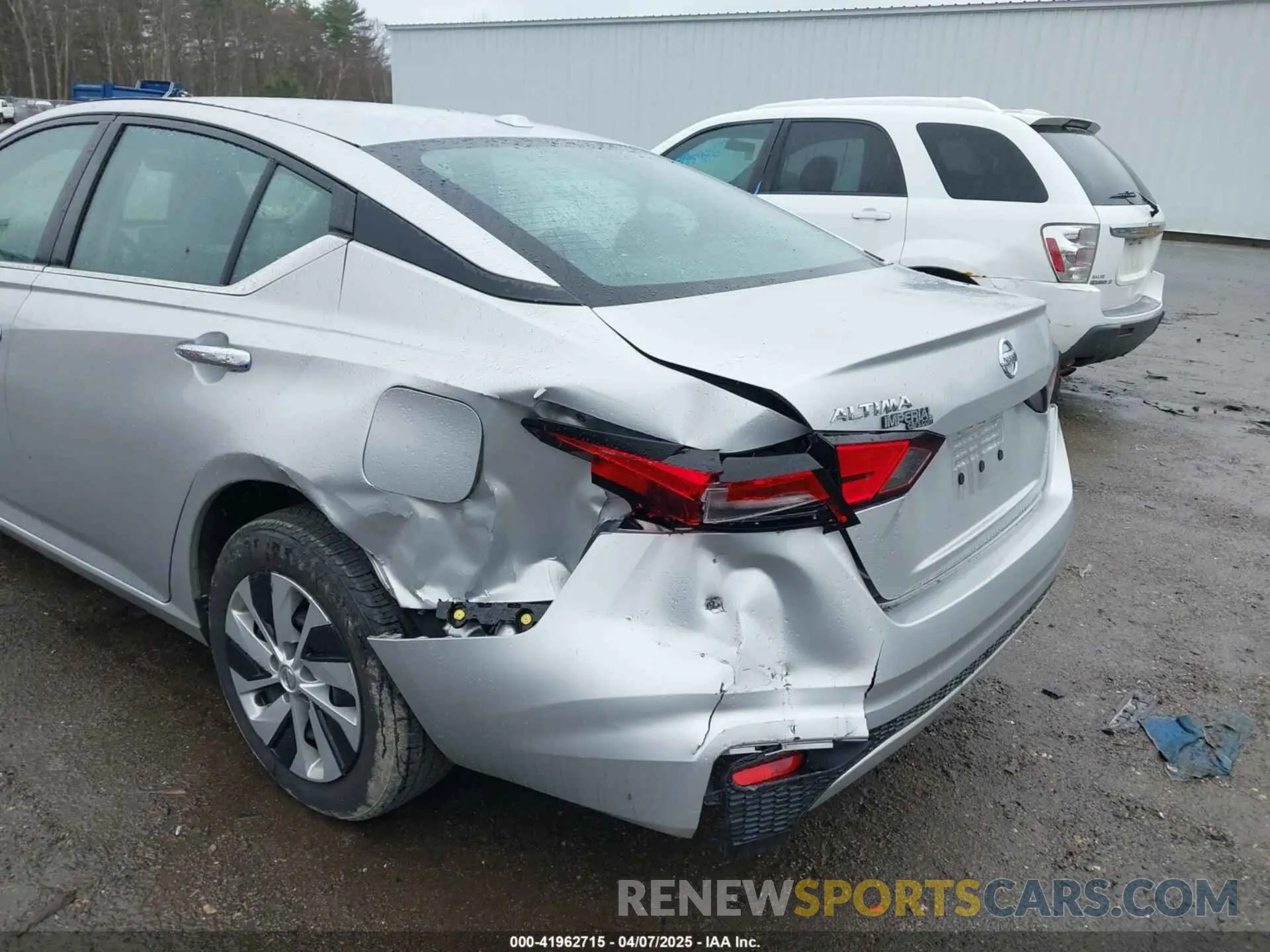 6 Photograph of a damaged car 1N4BL4BV6LC249315 NISSAN ALTIMA 2020