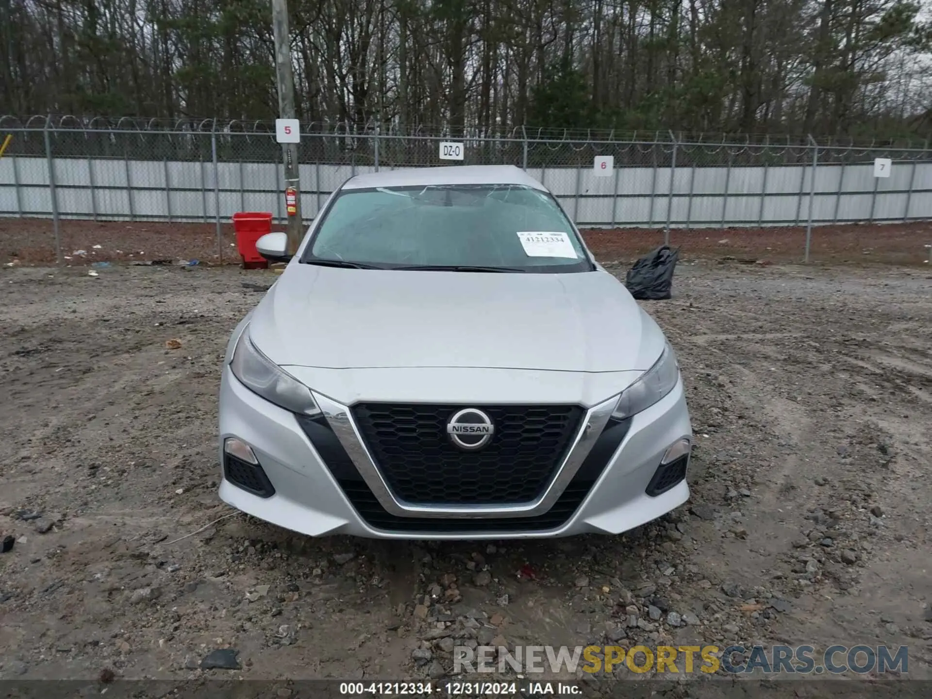 12 Photograph of a damaged car 1N4BL4BV6LC253557 NISSAN ALTIMA 2020