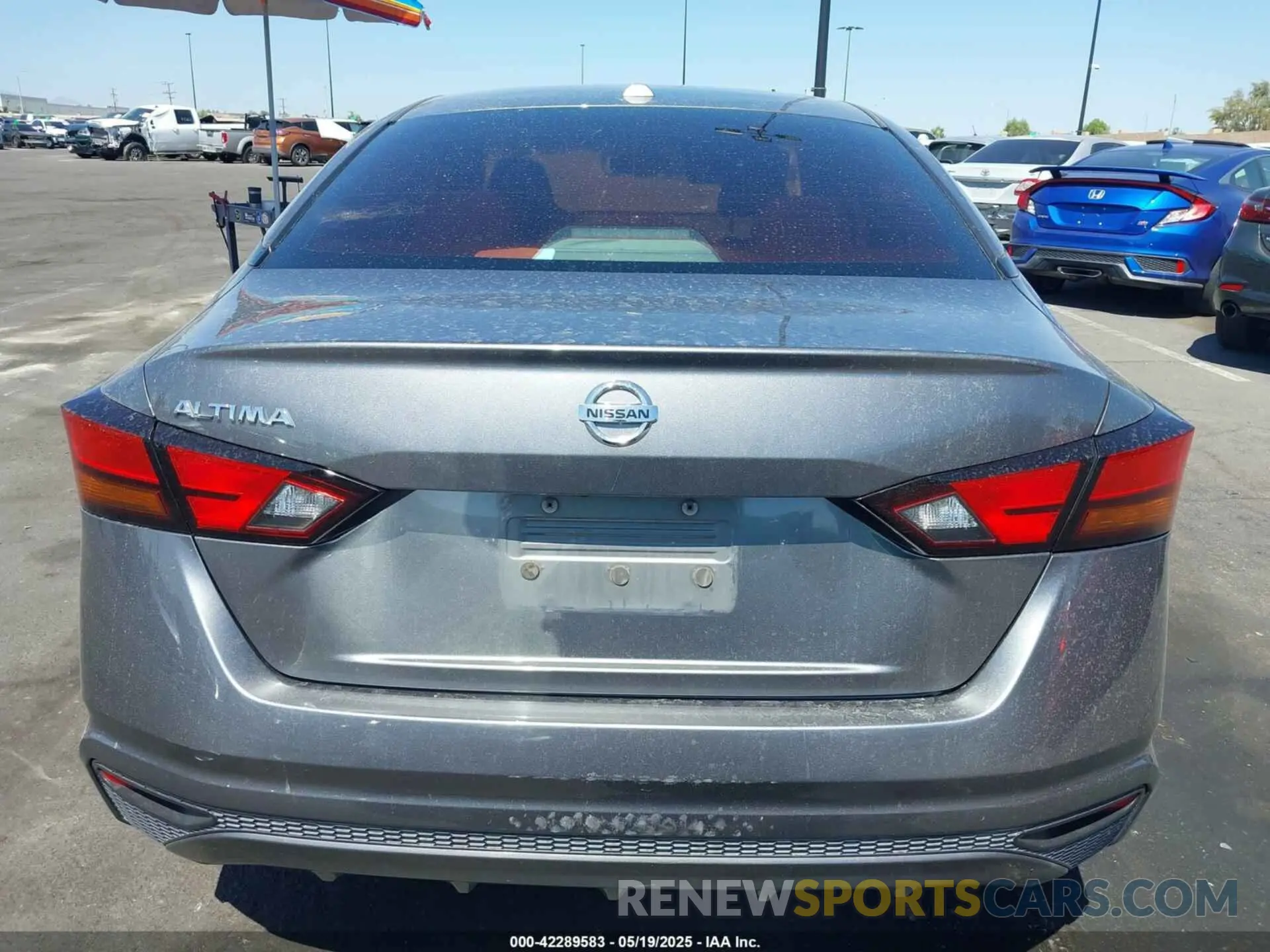 16 Photograph of a damaged car 1N4BL4BV6LC260038 NISSAN ALTIMA 2020