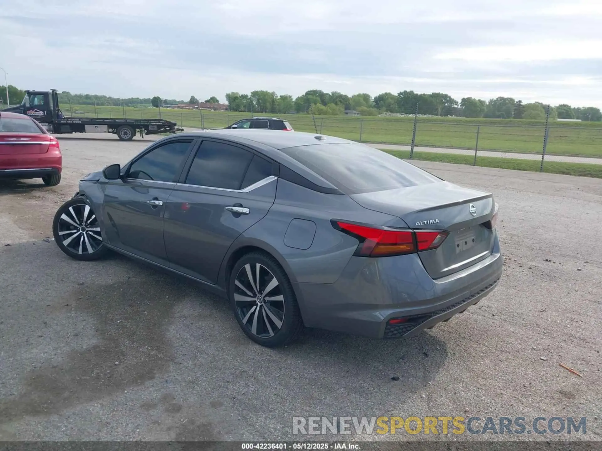 3 Photograph of a damaged car 1N4BL4BV6LC260508 NISSAN ALTIMA 2020