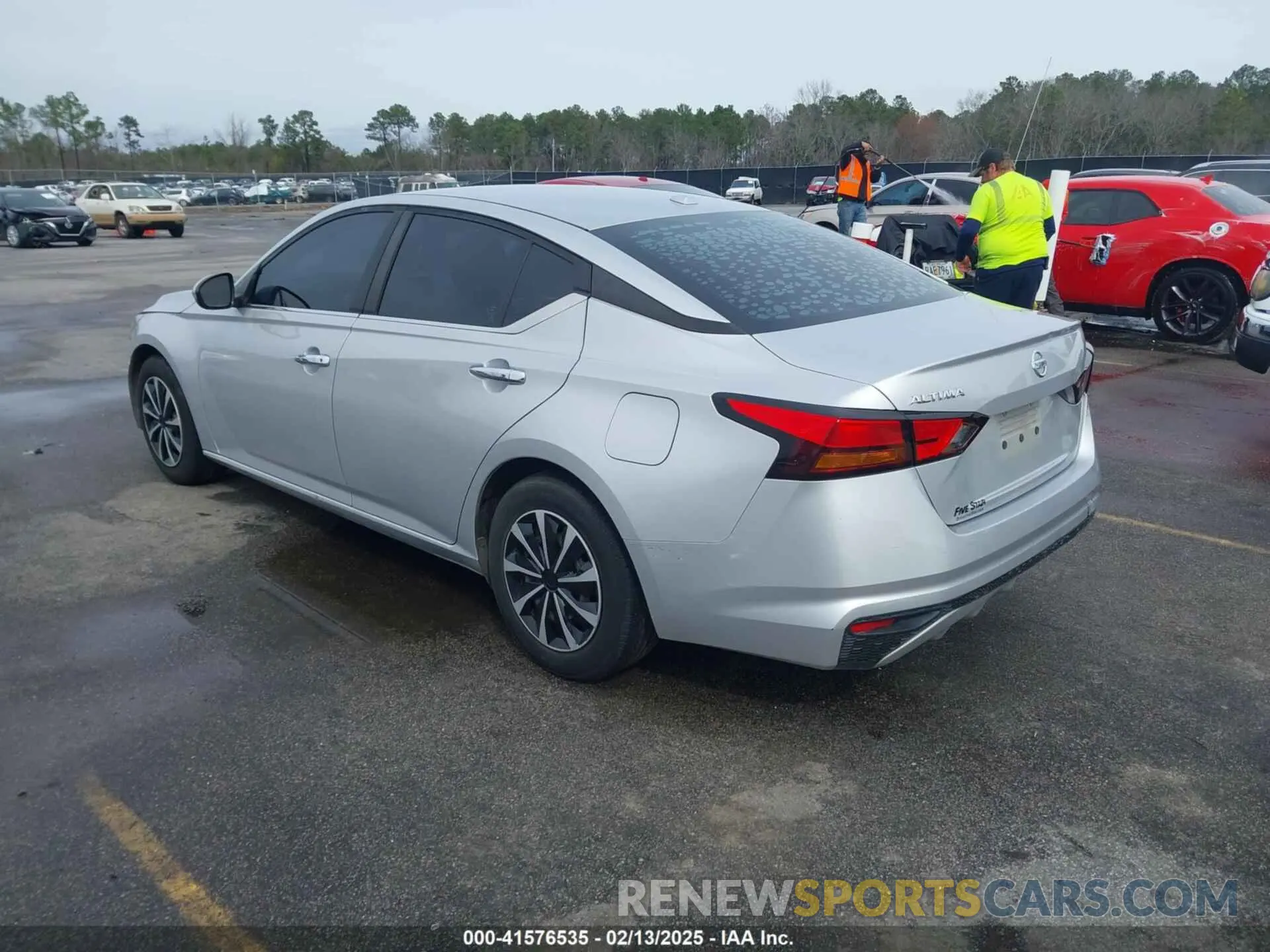 3 Photograph of a damaged car 1N4BL4BV6LC261254 NISSAN ALTIMA 2020
