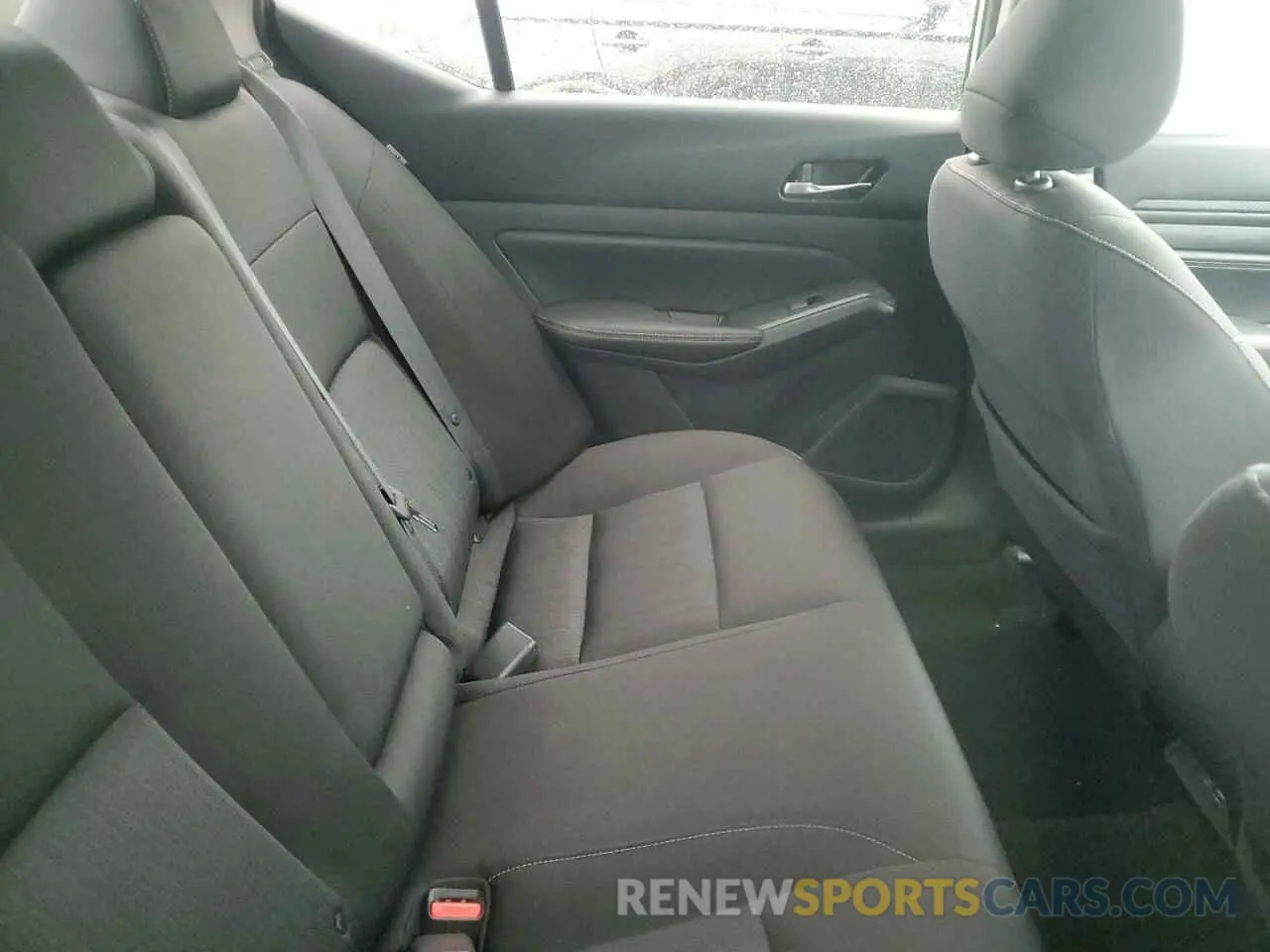 10 Photograph of a damaged car 1N4BL4BV6LC273467 NISSAN ALTIMA 2020