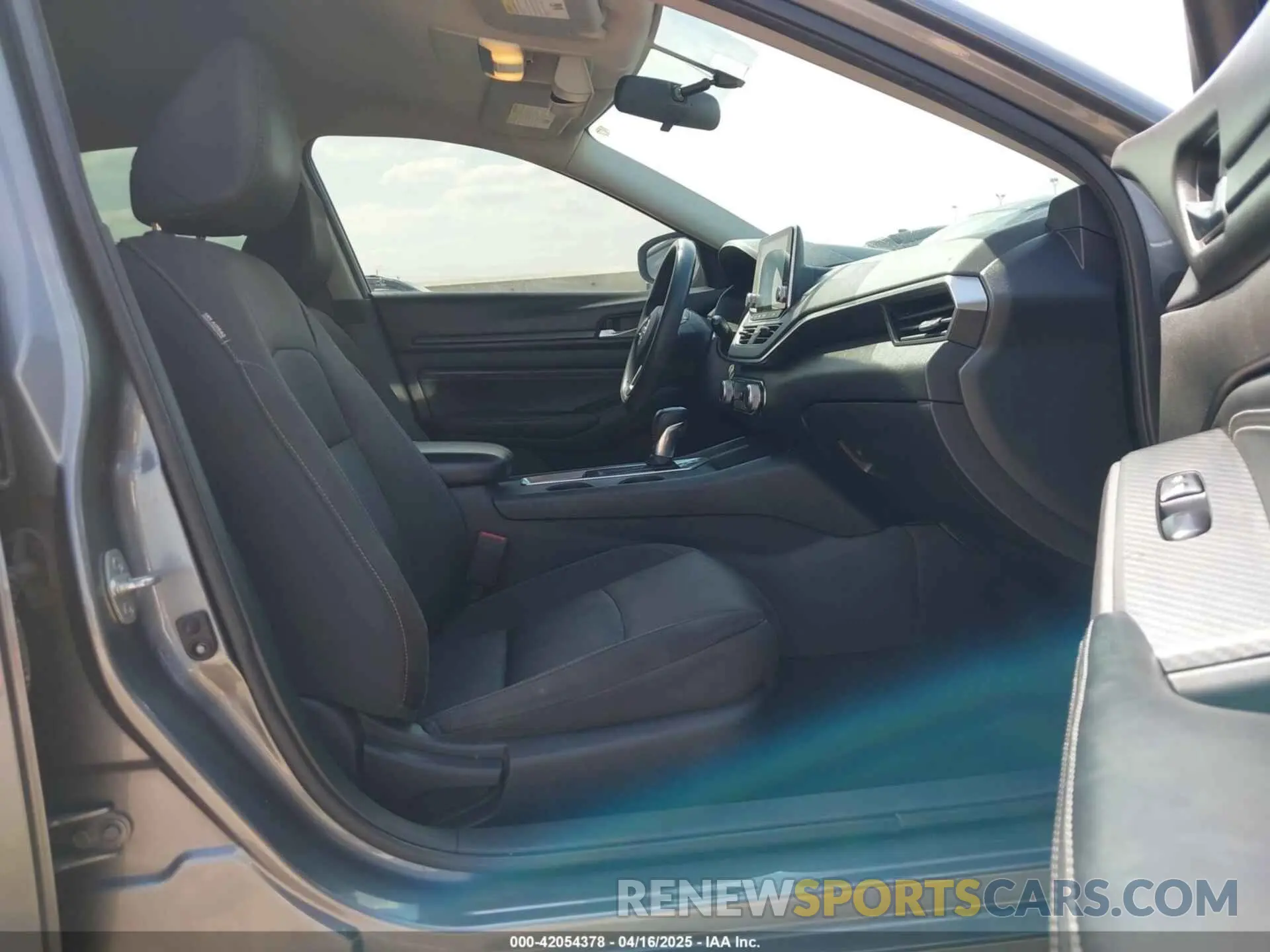 5 Photograph of a damaged car 1N4BL4BV7LC114313 NISSAN ALTIMA 2020