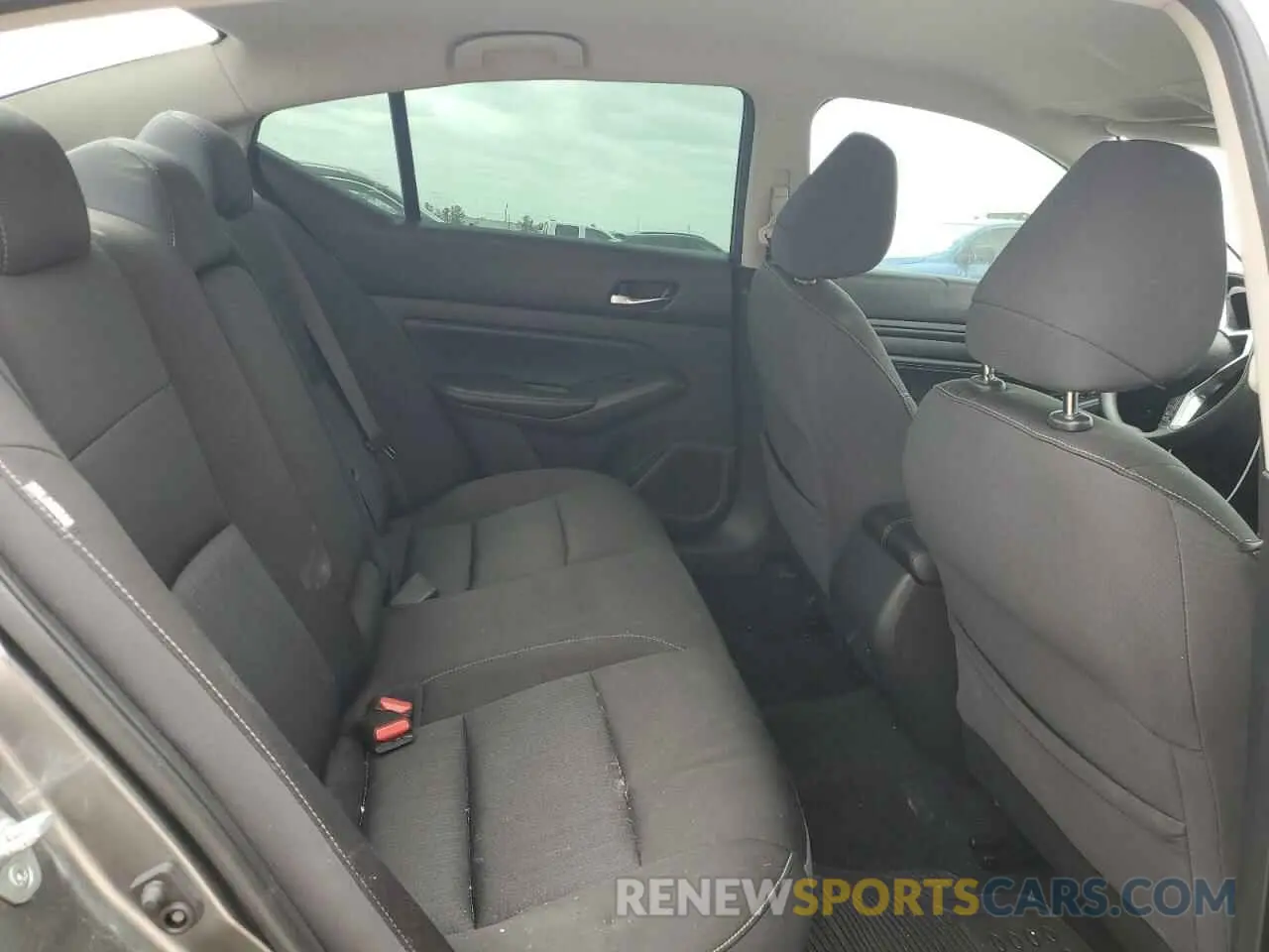 10 Photograph of a damaged car 1N4BL4BV7LC117647 NISSAN ALTIMA 2020