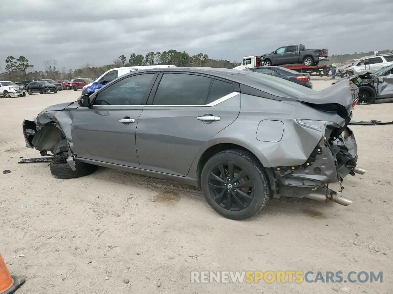 2 Photograph of a damaged car 1N4BL4BV7LC117647 NISSAN ALTIMA 2020