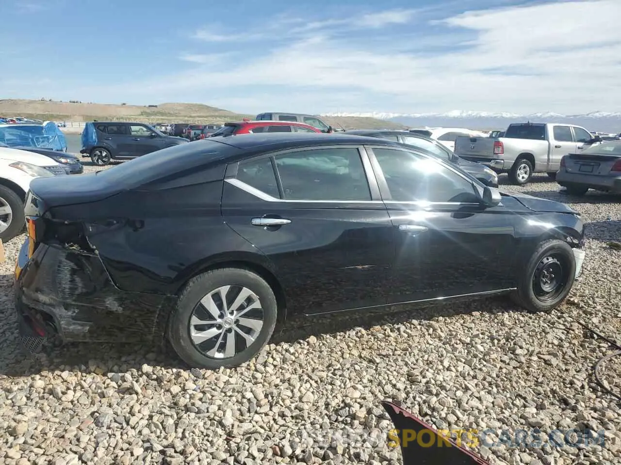 3 Photograph of a damaged car 1N4BL4BV7LC158523 NISSAN ALTIMA 2020