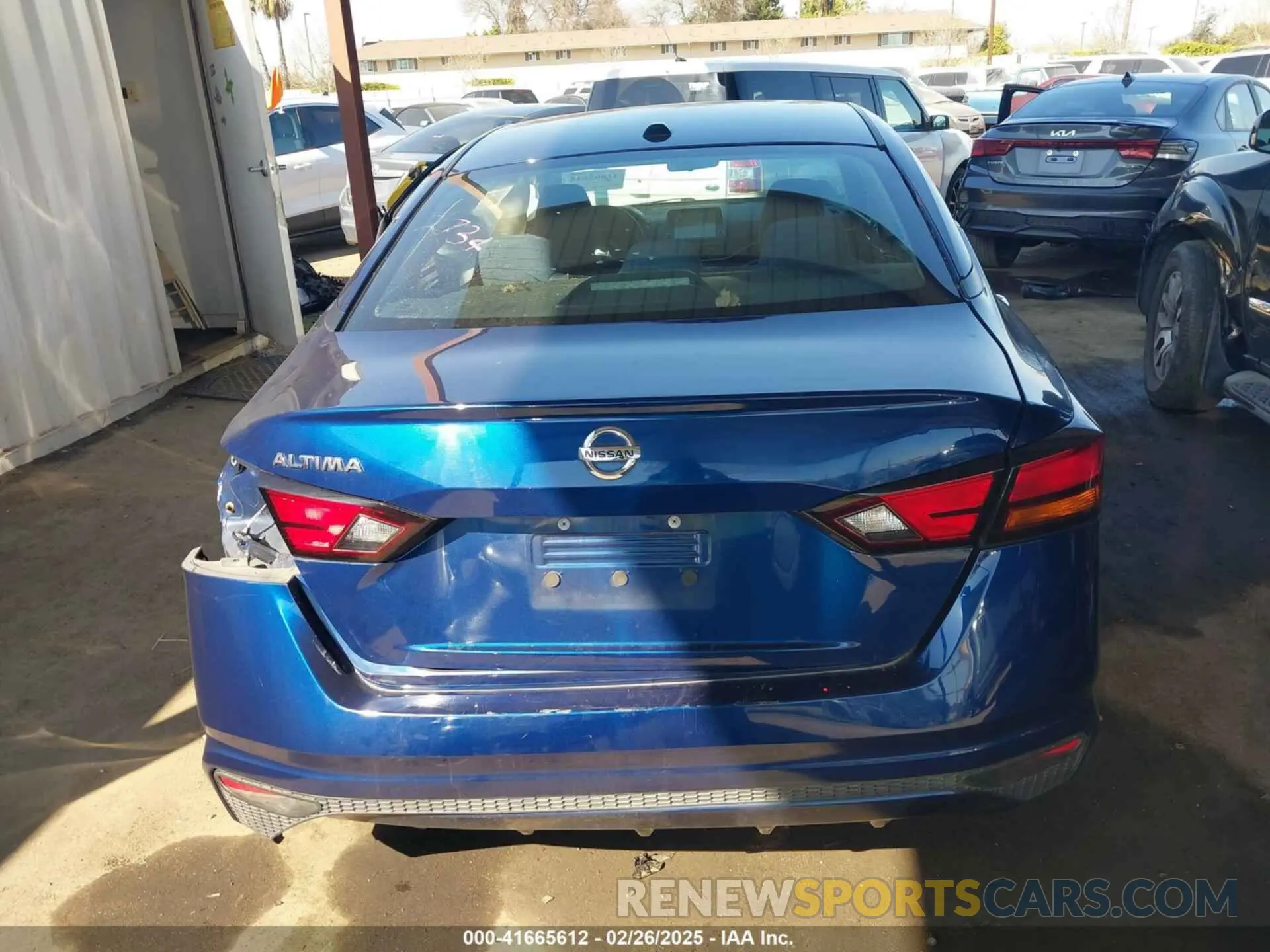 17 Photograph of a damaged car 1N4BL4BV7LC177931 NISSAN ALTIMA 2020