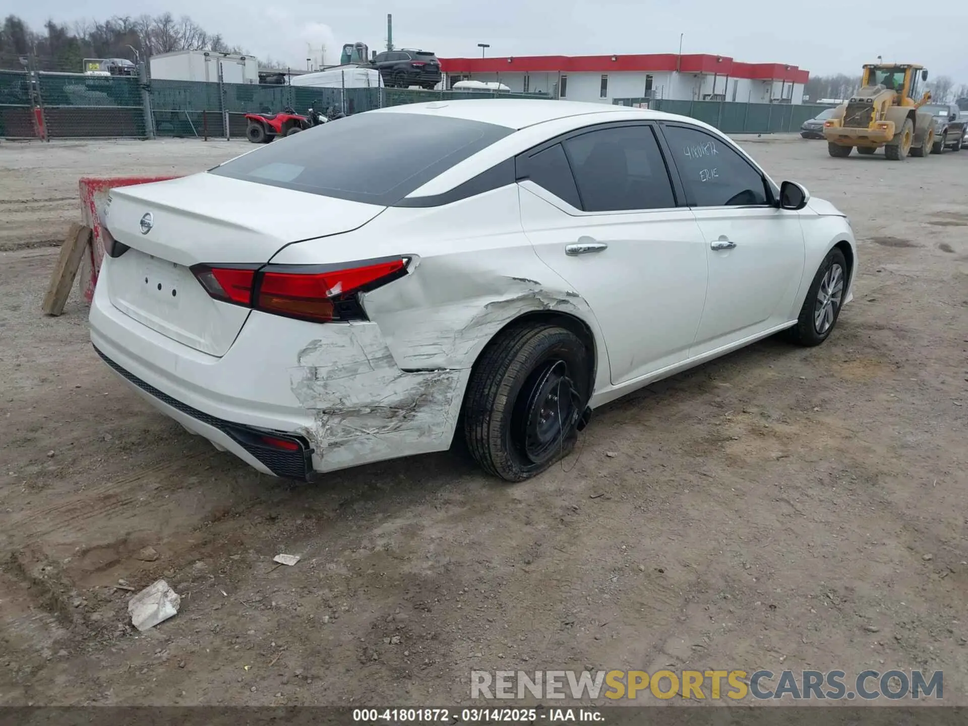 4 Photograph of a damaged car 1N4BL4BV7LC214671 NISSAN ALTIMA 2020