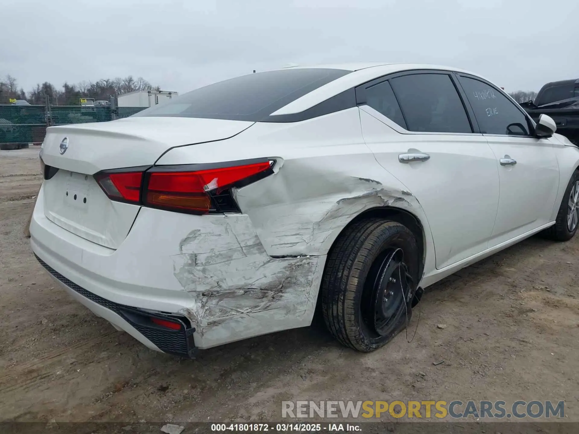 6 Photograph of a damaged car 1N4BL4BV7LC214671 NISSAN ALTIMA 2020