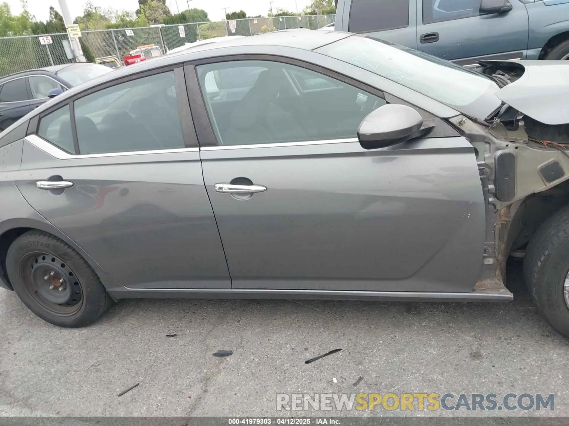 14 Photograph of a damaged car 1N4BL4BV7LC214976 NISSAN ALTIMA 2020