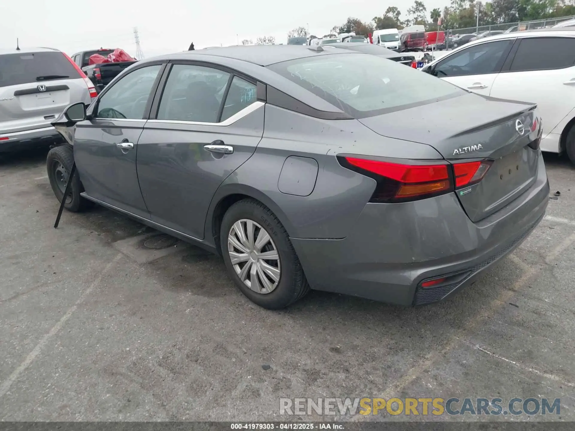 3 Photograph of a damaged car 1N4BL4BV7LC214976 NISSAN ALTIMA 2020