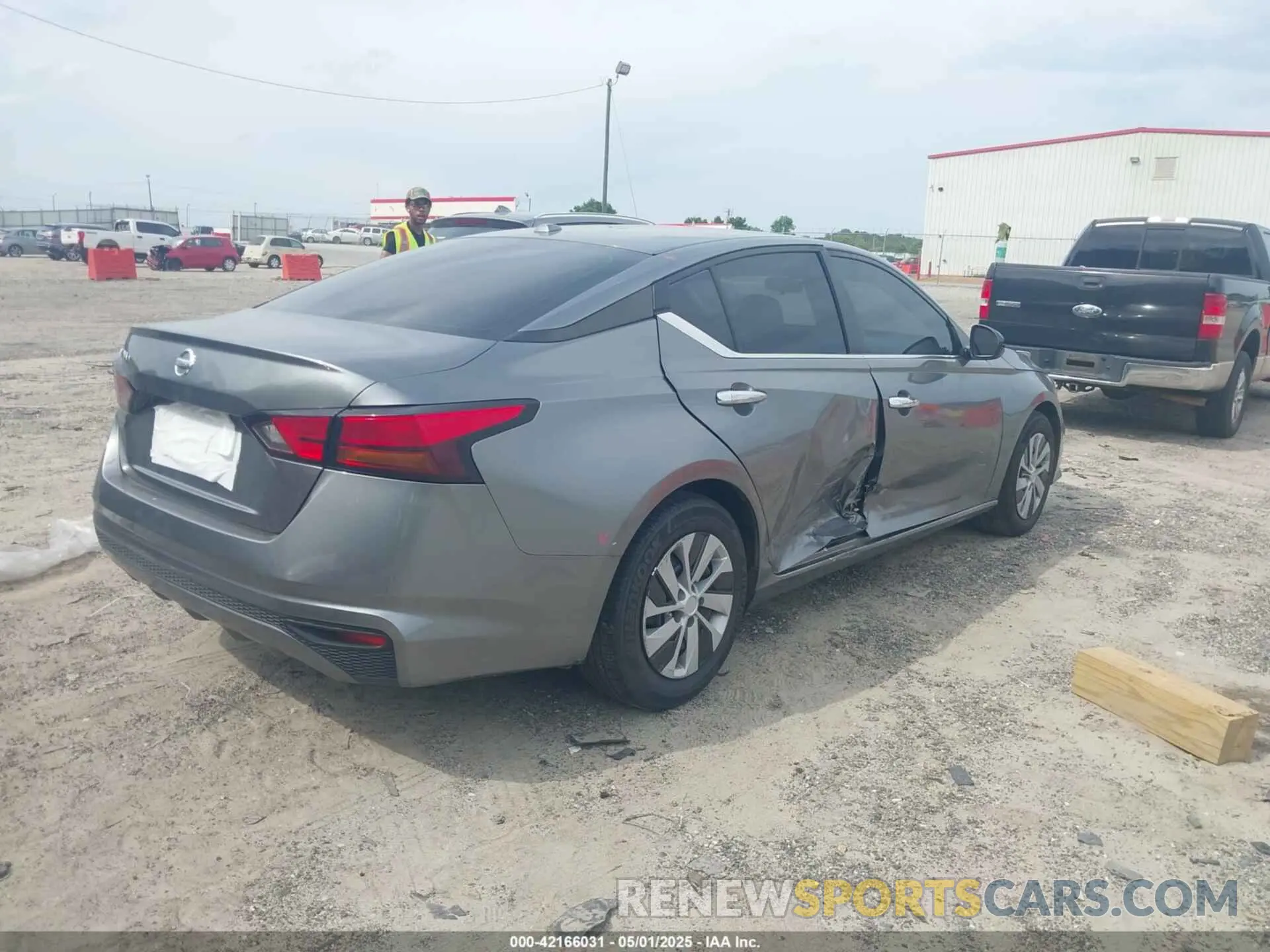 6 Photograph of a damaged car 1N4BL4BV7LC217523 NISSAN ALTIMA 2020