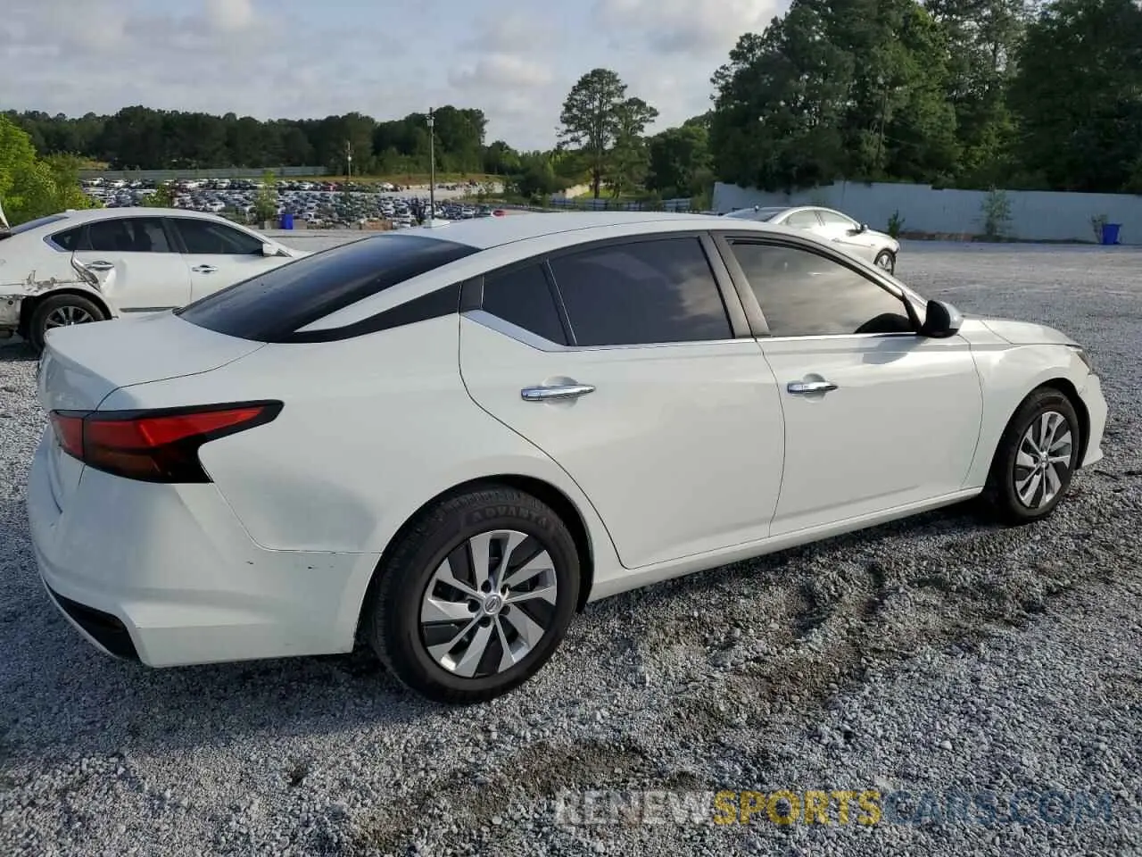 3 Photograph of a damaged car 1N4BL4BV7LC247816 NISSAN ALTIMA 2020