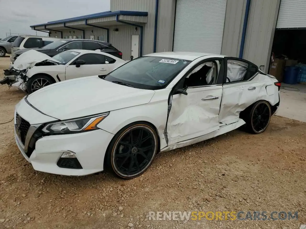 1 Photograph of a damaged car 1N4BL4BV7LC255995 NISSAN ALTIMA 2020