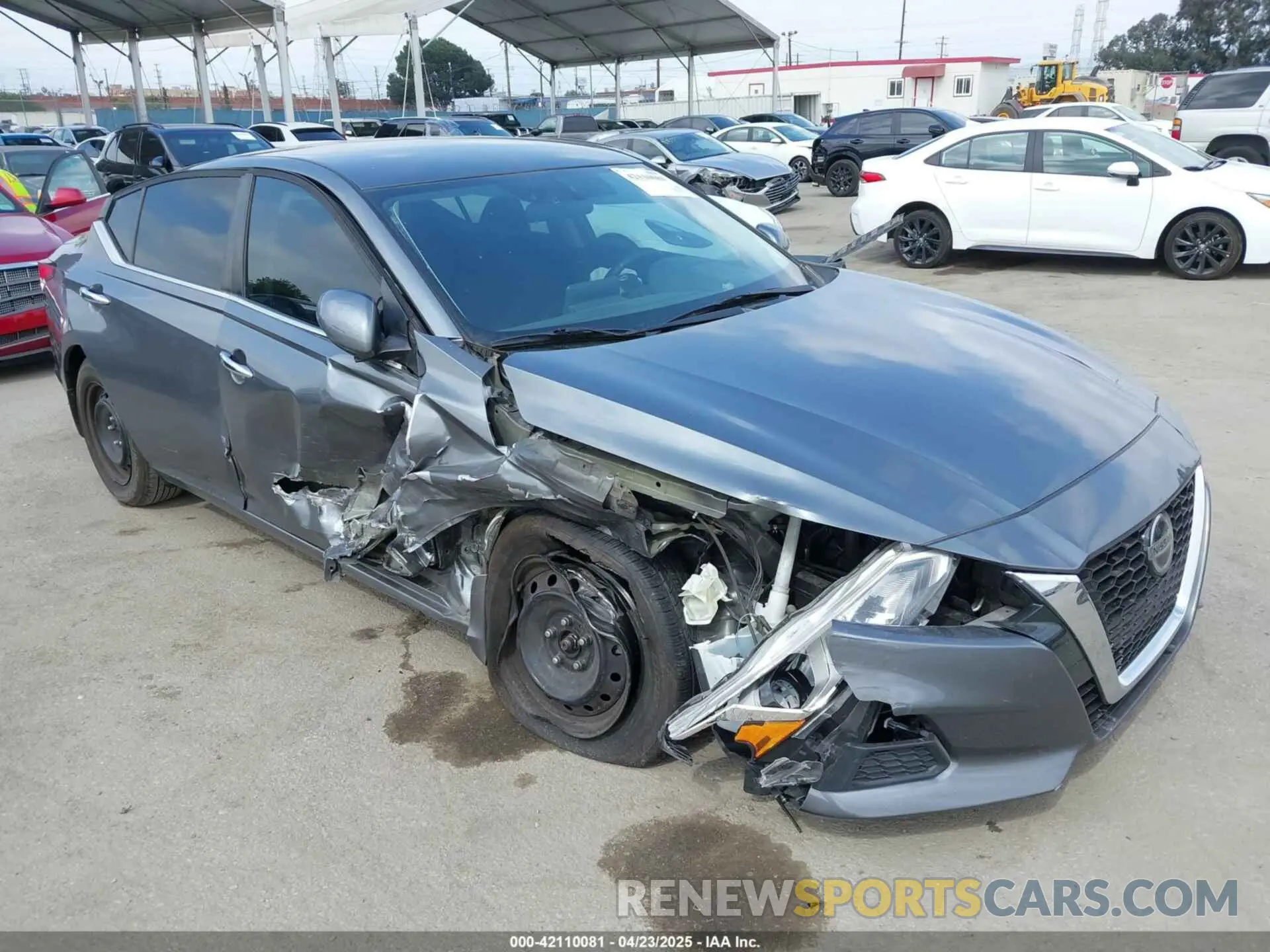 1 Photograph of a damaged car 1N4BL4BV7LC256631 NISSAN ALTIMA 2020