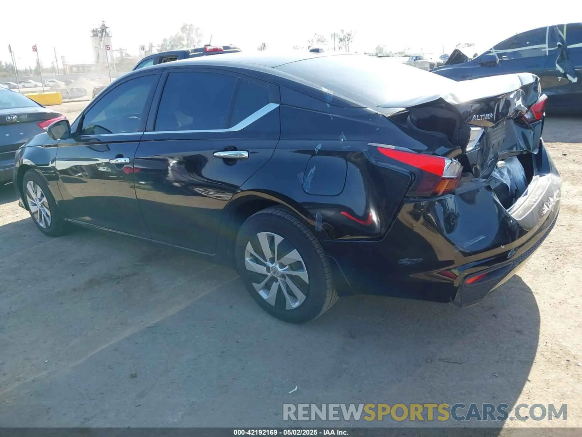 3 Photograph of a damaged car 1N4BL4BV7LC258864 NISSAN ALTIMA 2020