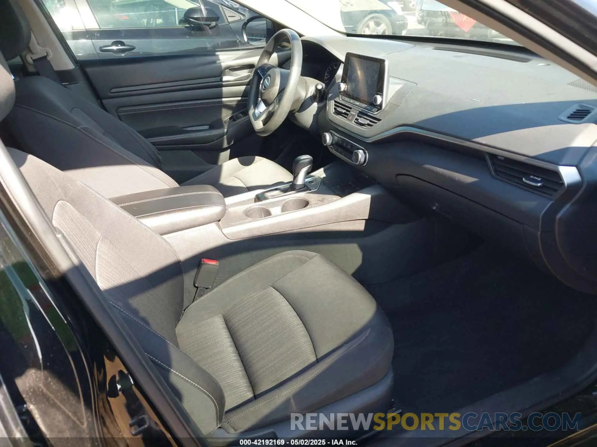 5 Photograph of a damaged car 1N4BL4BV7LC258864 NISSAN ALTIMA 2020