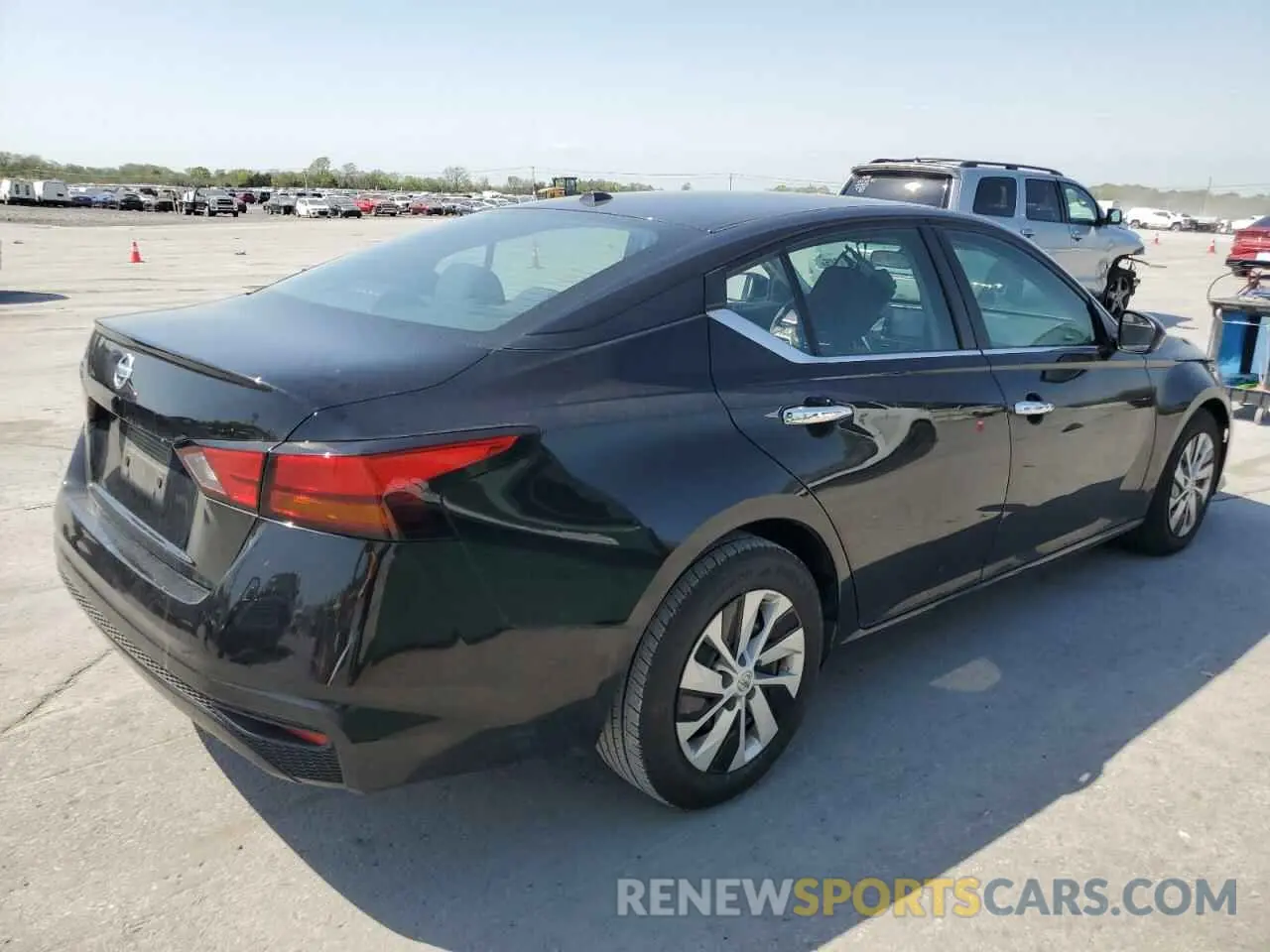 3 Photograph of a damaged car 1N4BL4BV7LC259867 NISSAN ALTIMA 2020