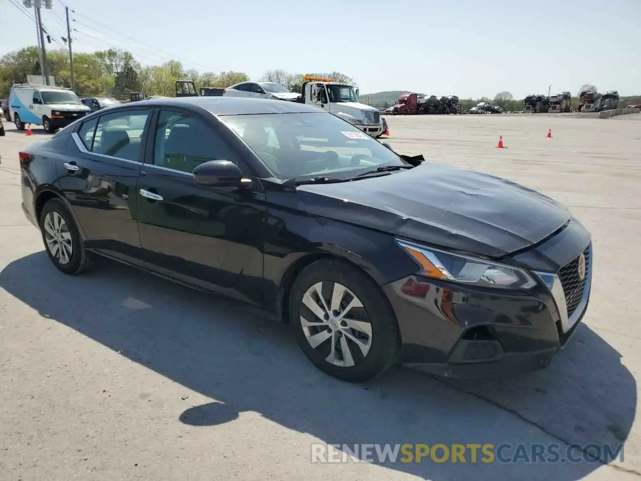 4 Photograph of a damaged car 1N4BL4BV7LC259867 NISSAN ALTIMA 2020