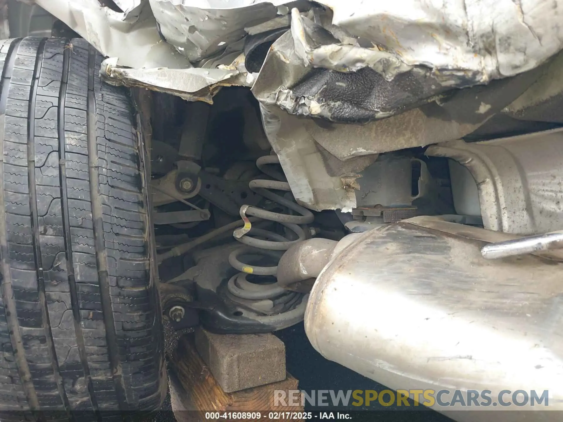 19 Photograph of a damaged car 1N4BL4BV7LC261425 NISSAN ALTIMA 2020
