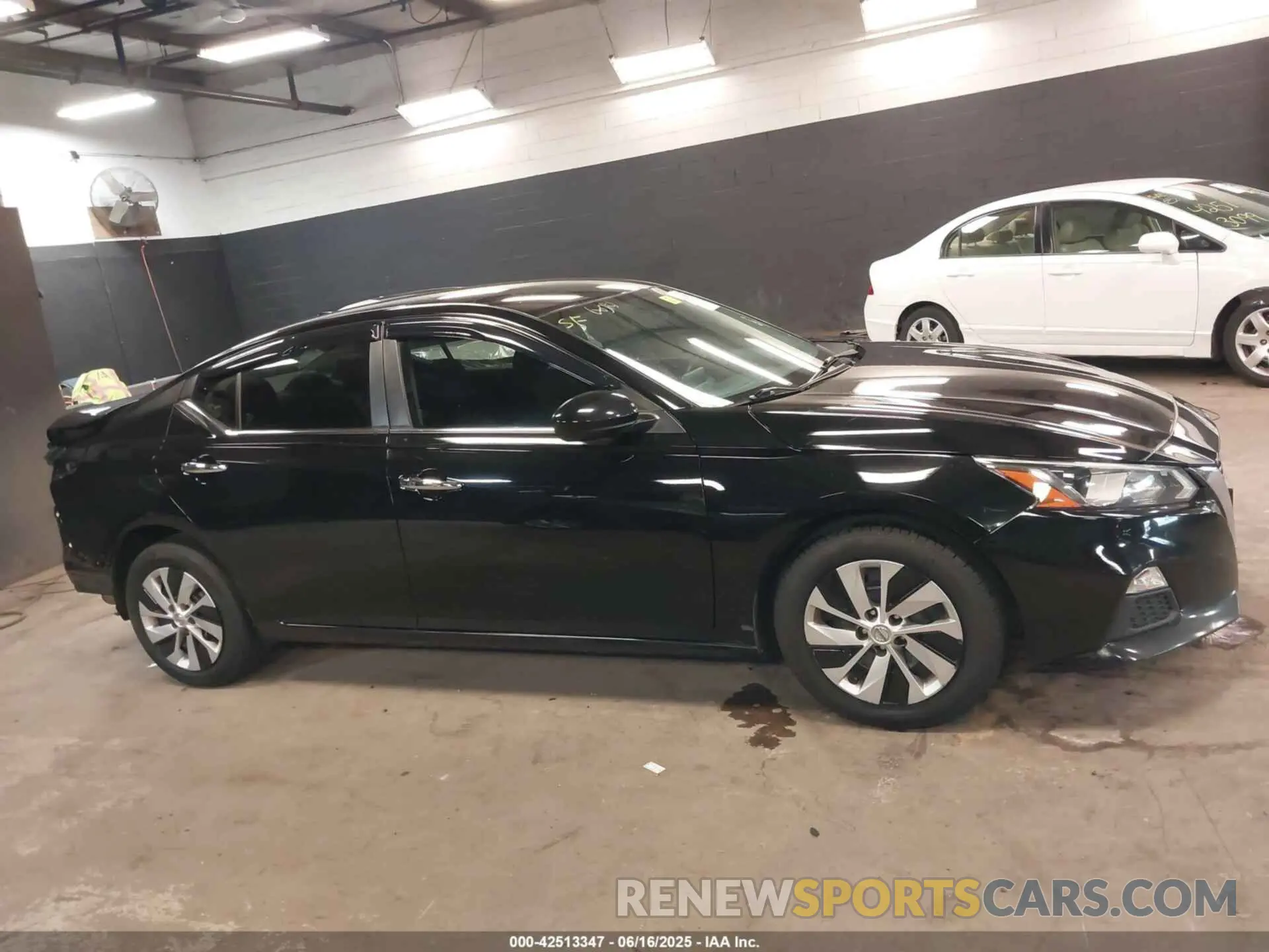 14 Photograph of a damaged car 1N4BL4BV7LC269881 NISSAN ALTIMA 2020