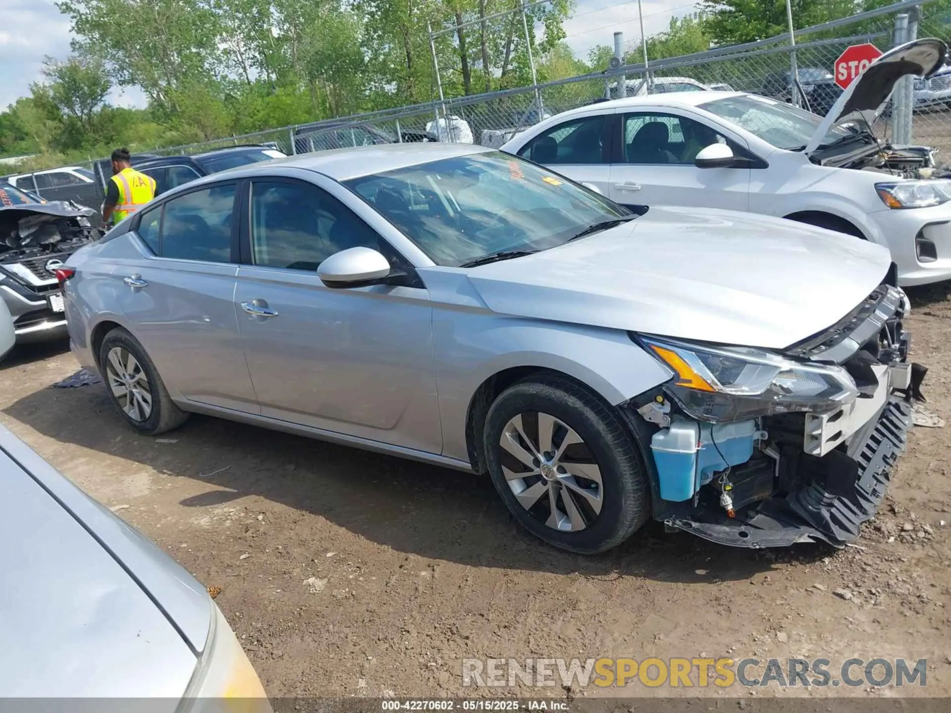 14 Photograph of a damaged car 1N4BL4BV7LC271825 NISSAN ALTIMA 2020