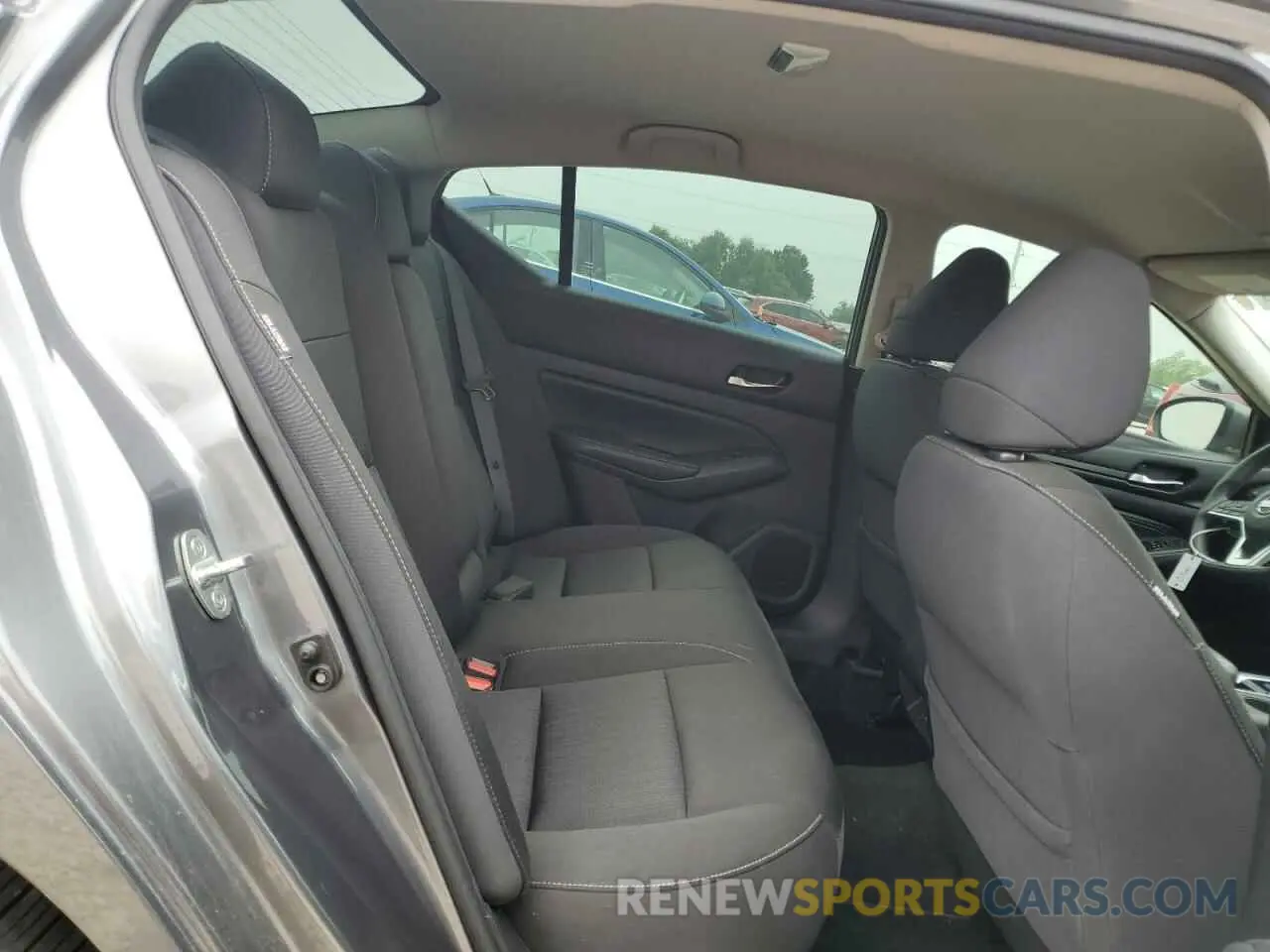 10 Photograph of a damaged car 1N4BL4BV8LC138085 NISSAN ALTIMA 2020