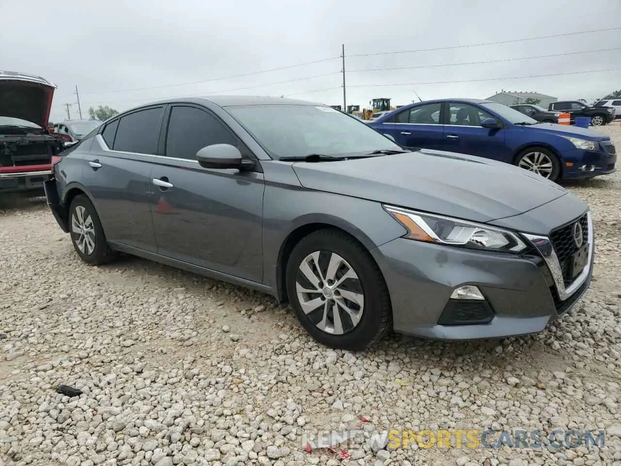 4 Photograph of a damaged car 1N4BL4BV8LC138085 NISSAN ALTIMA 2020