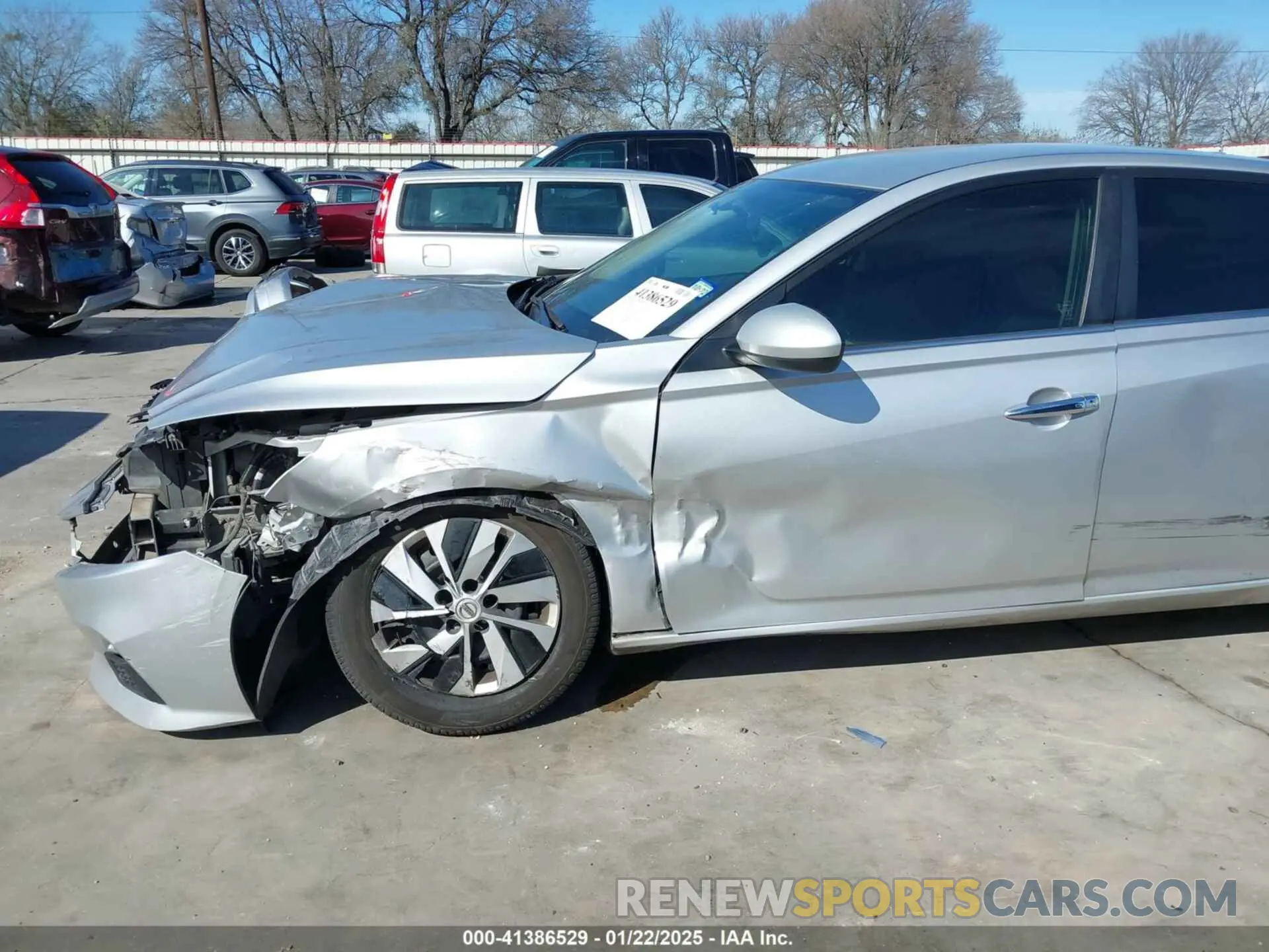 18 Photograph of a damaged car 1N4BL4BV8LC139270 NISSAN ALTIMA 2020