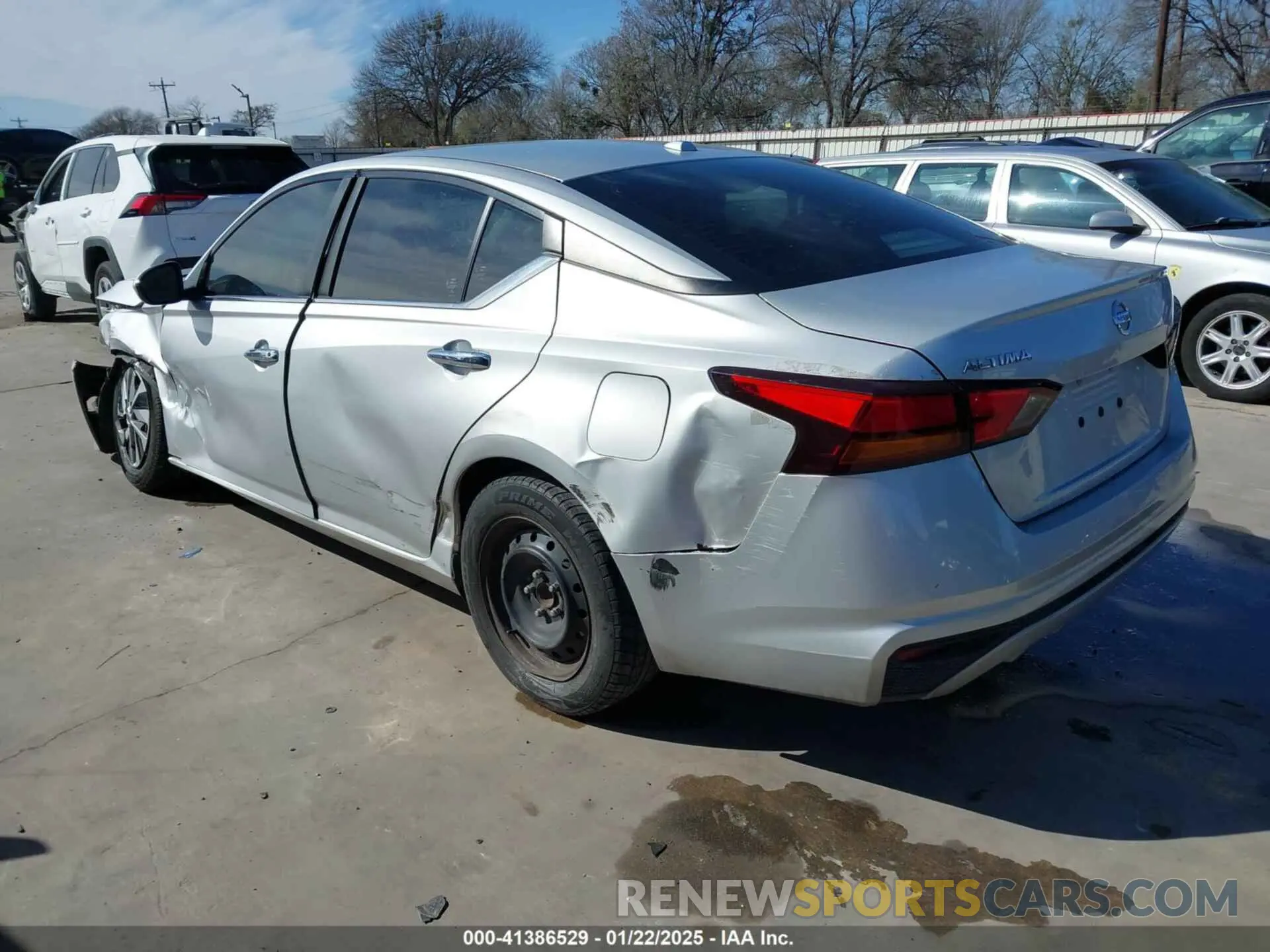 3 Photograph of a damaged car 1N4BL4BV8LC139270 NISSAN ALTIMA 2020