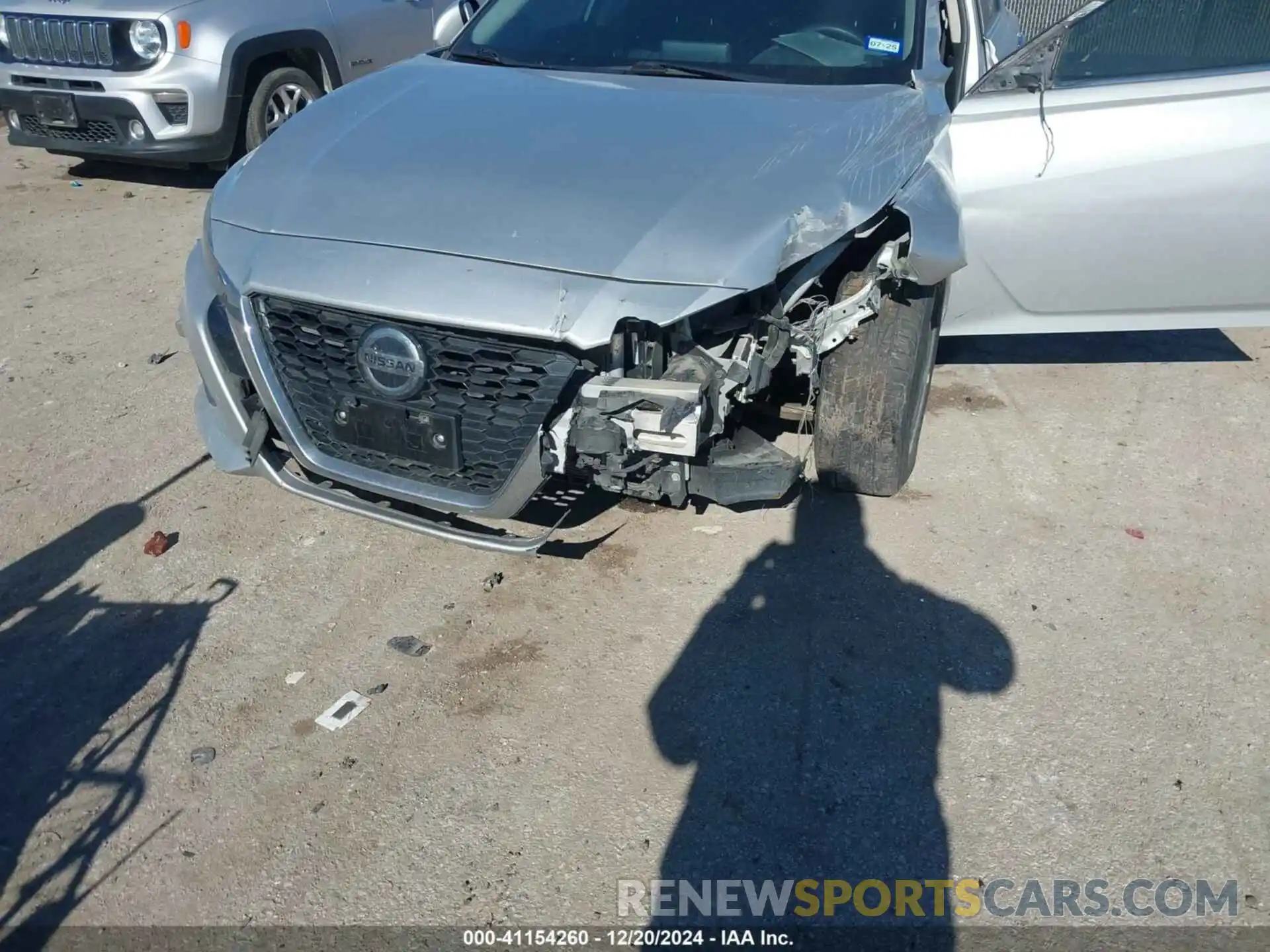 6 Photograph of a damaged car 1N4BL4BV8LC139480 NISSAN ALTIMA 2020