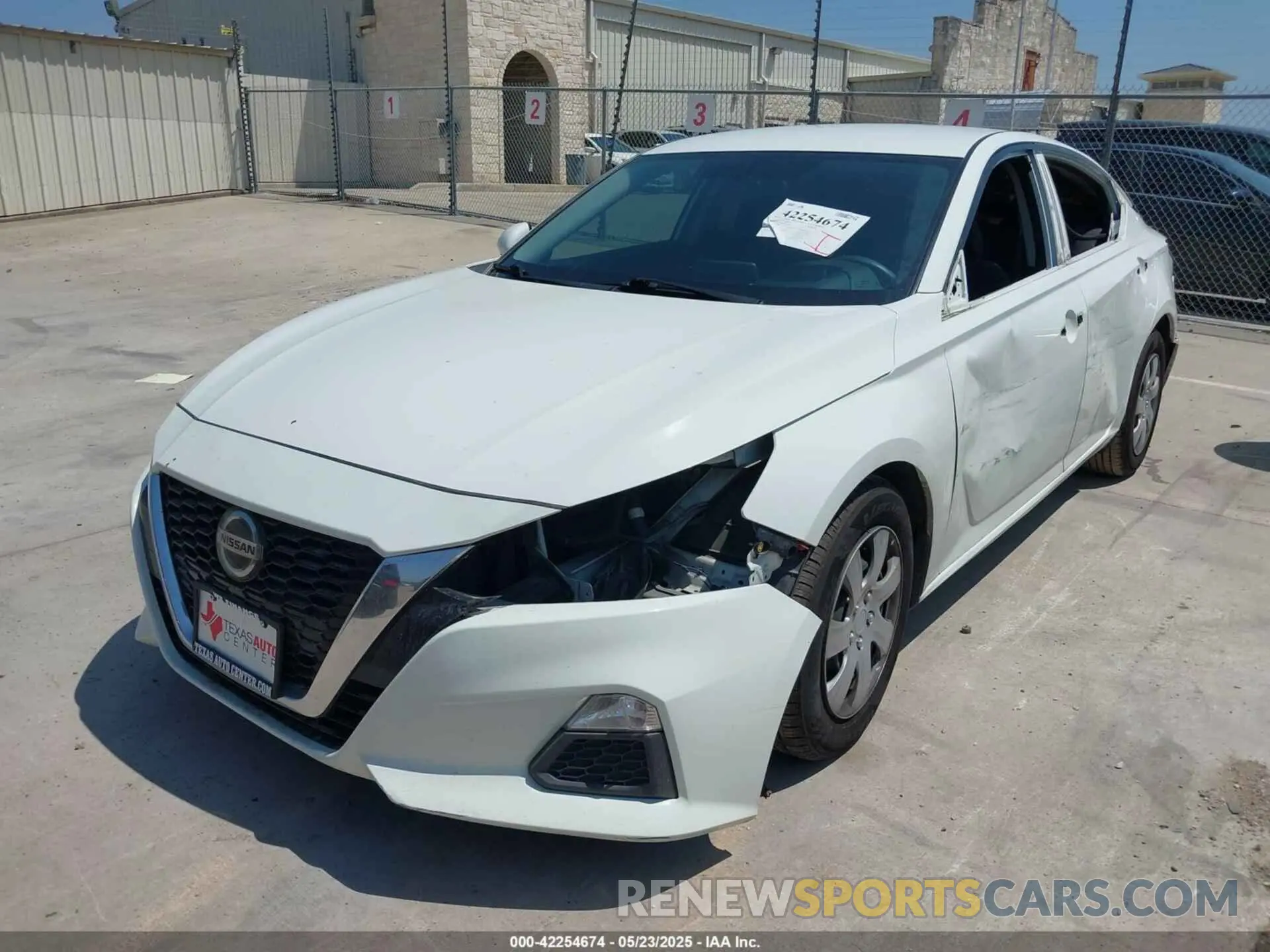 2 Photograph of a damaged car 1N4BL4BV8LC142461 NISSAN ALTIMA 2020