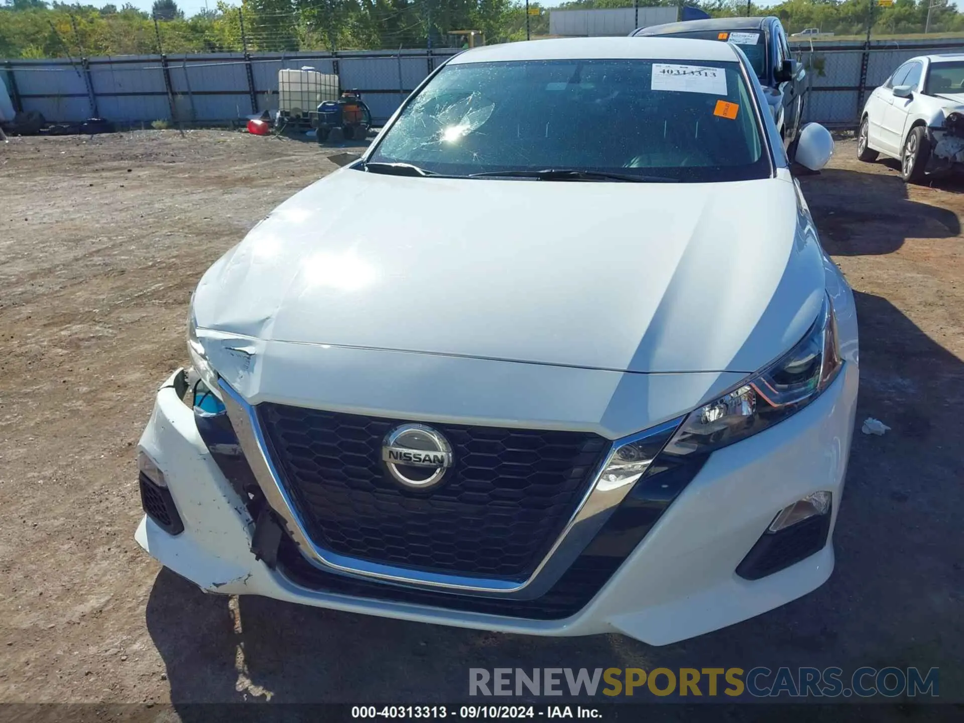 13 Photograph of a damaged car 1N4BL4BV8LC174830 NISSAN ALTIMA 2020
