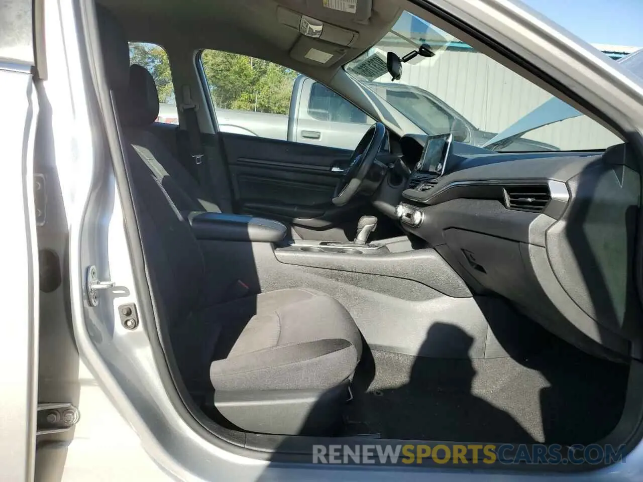 7 Photograph of a damaged car 1N4BL4BV8LC180675 NISSAN ALTIMA 2020