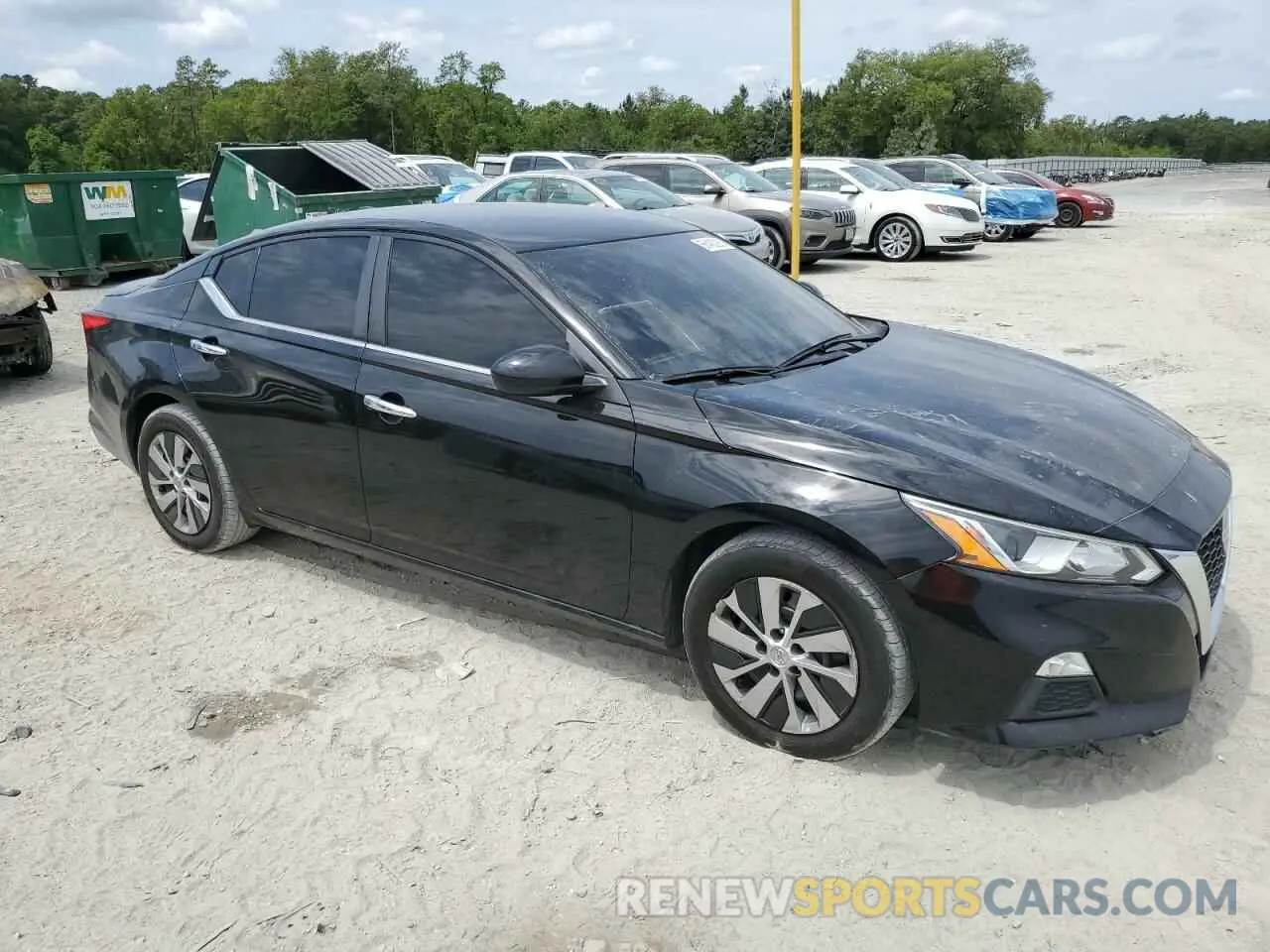 4 Photograph of a damaged car 1N4BL4BV8LC188498 NISSAN ALTIMA 2020