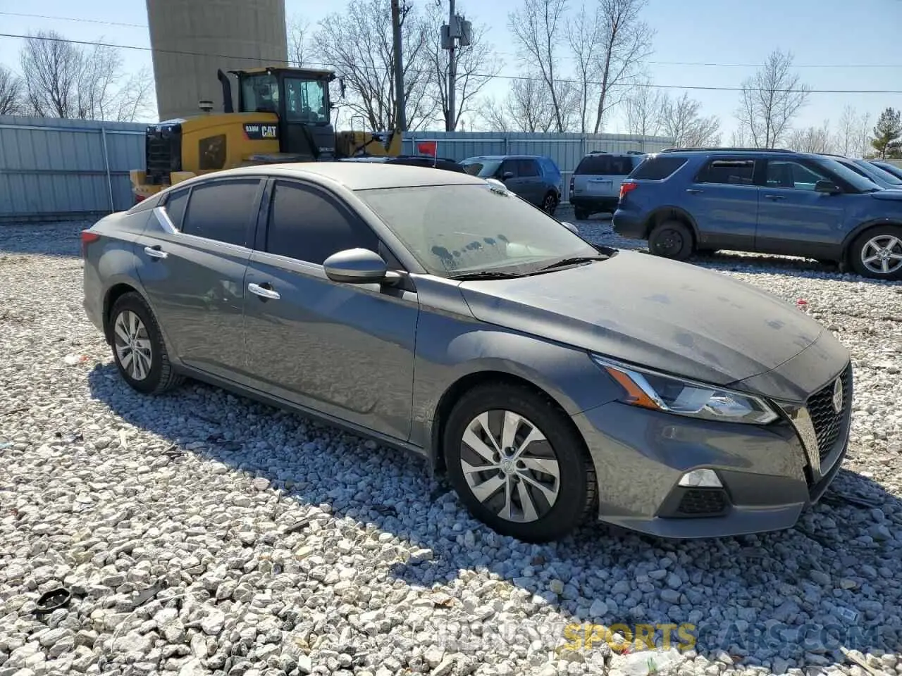 4 Photograph of a damaged car 1N4BL4BV8LC202741 NISSAN ALTIMA 2020