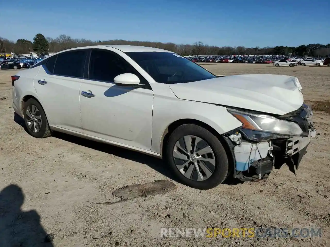 4 Photograph of a damaged car 1N4BL4BV8LC209849 NISSAN ALTIMA 2020